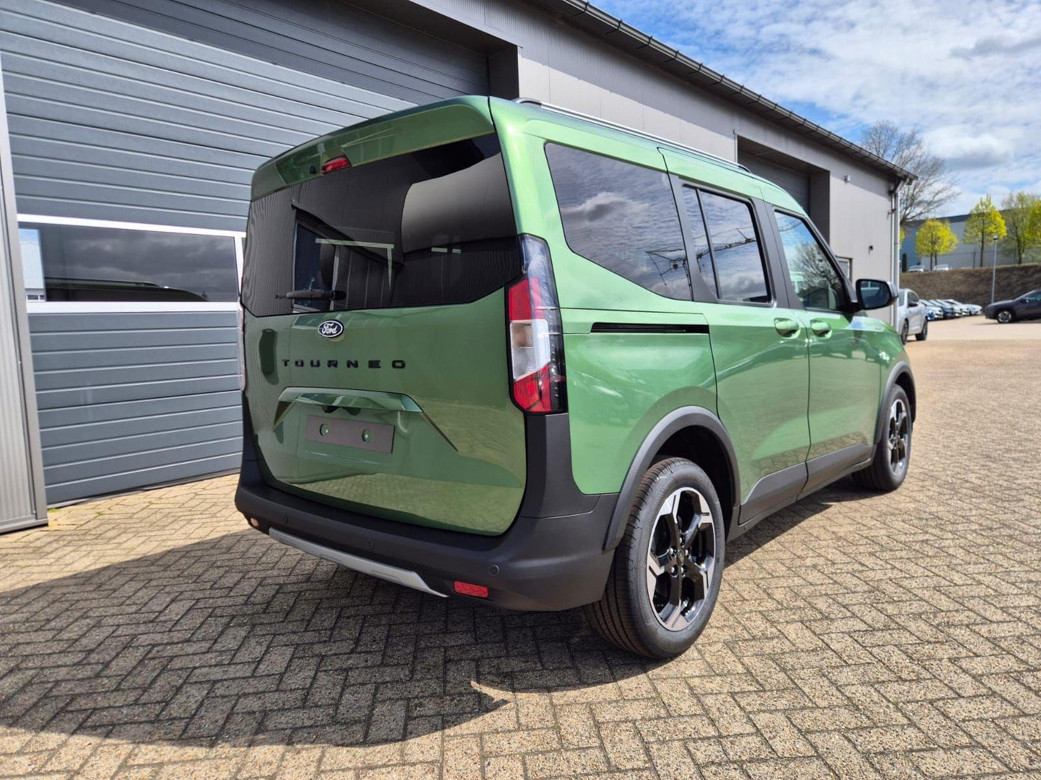 Ford Tourneo Active Courier (2026) - Photo 5