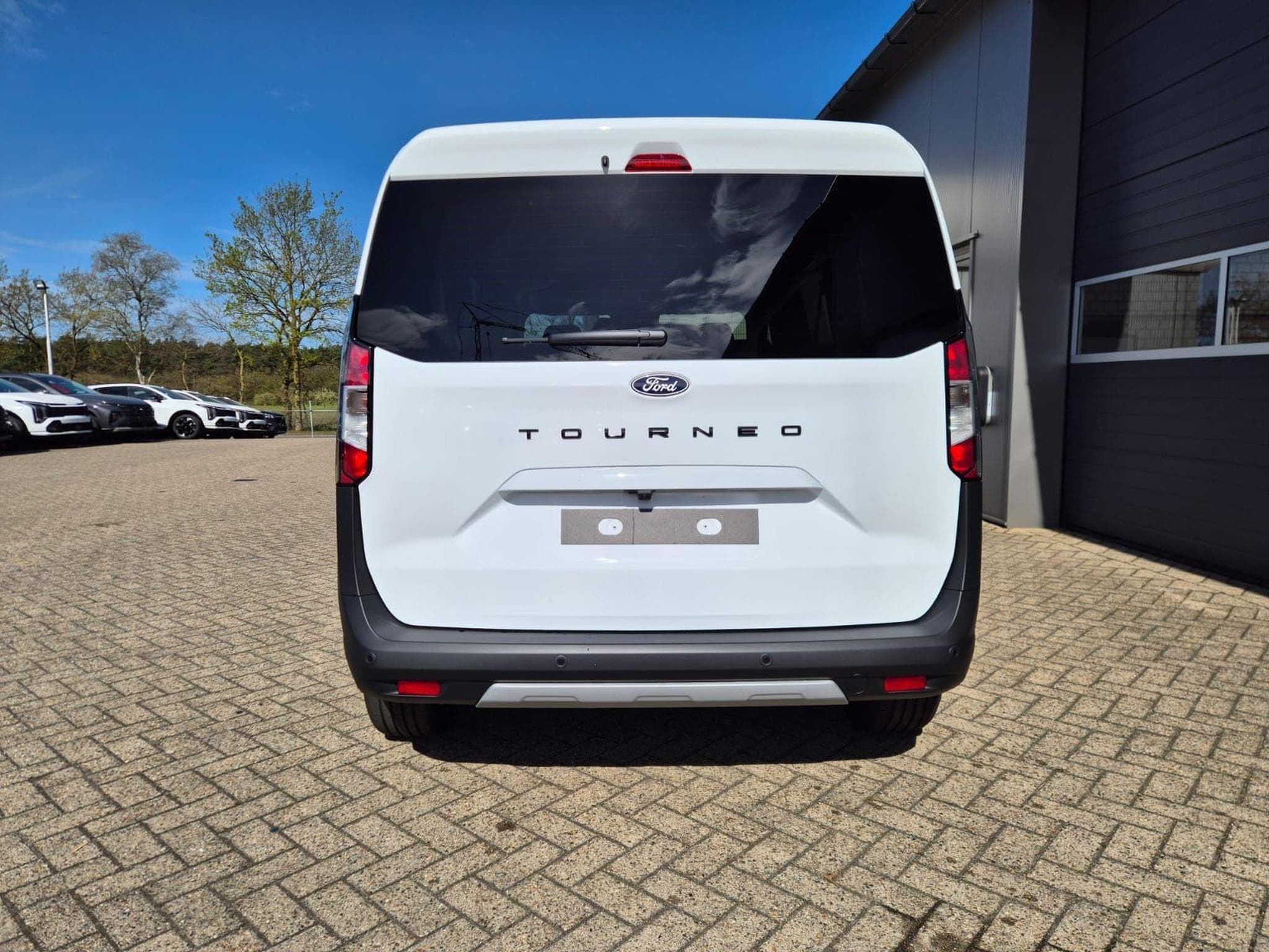 Ford Tourneo Active (2026) - Photo 4