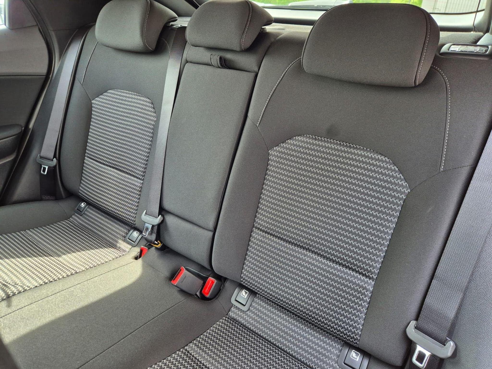 Kia Xceed Standard (2026) - Photo 11