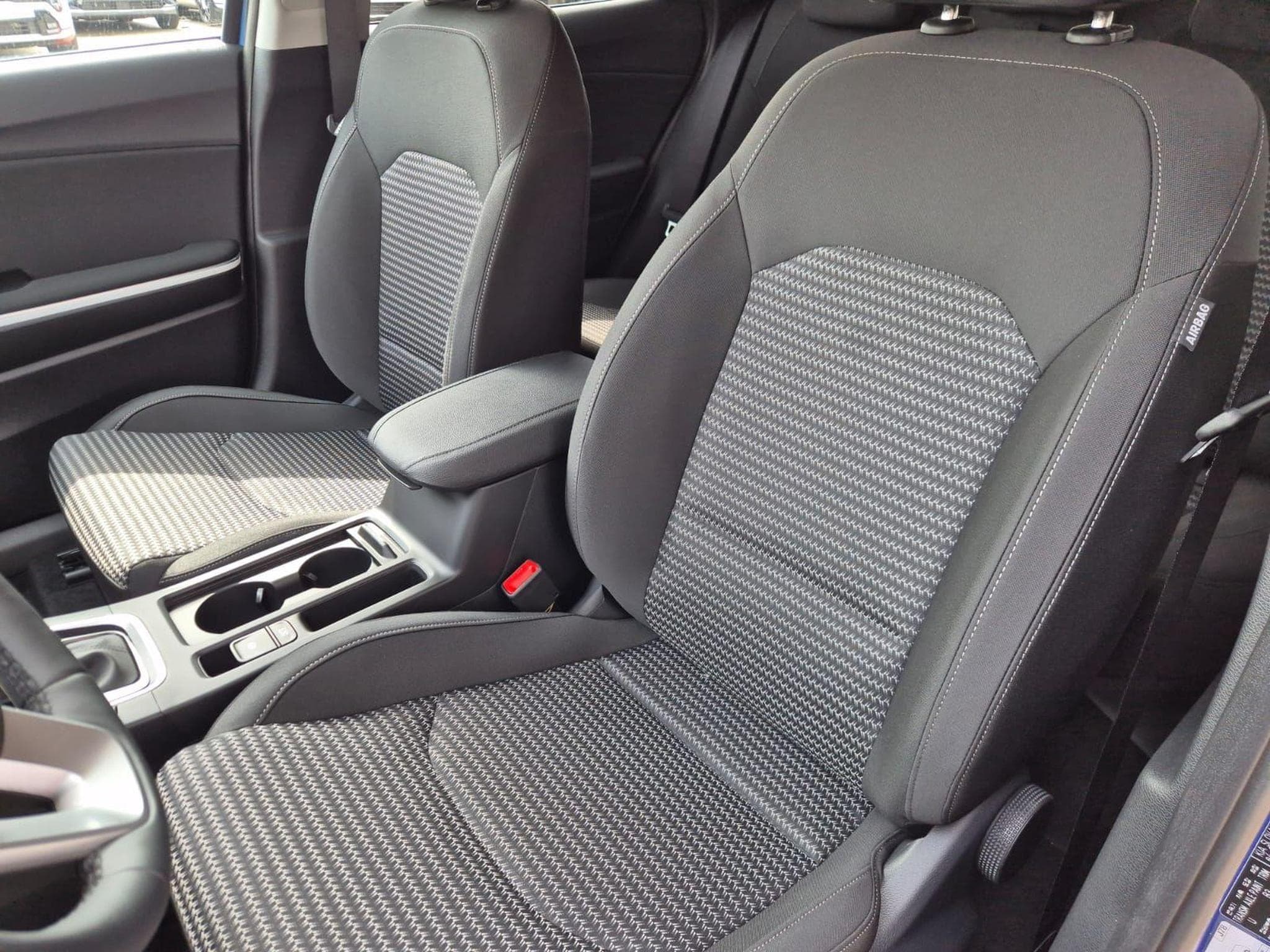 Kia Xceed Standard (2026) - Photo 12