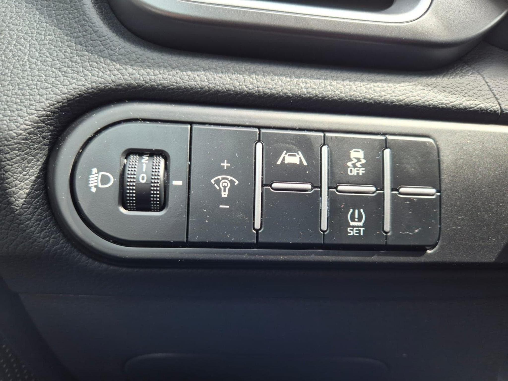 Kia Xceed Standard (2026) - Photo 14