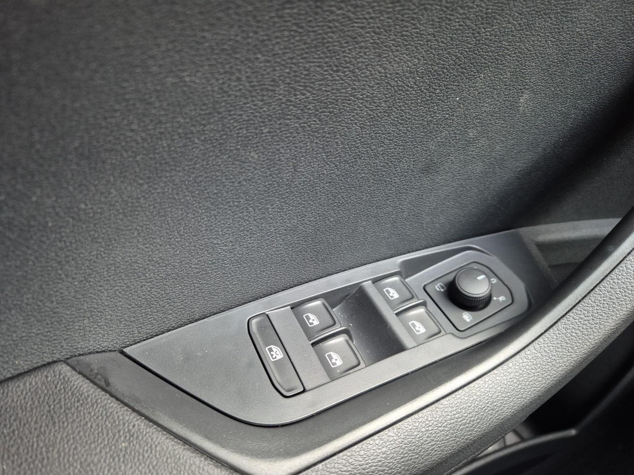 Skoda Karoq Standard (2026) - Photo 13