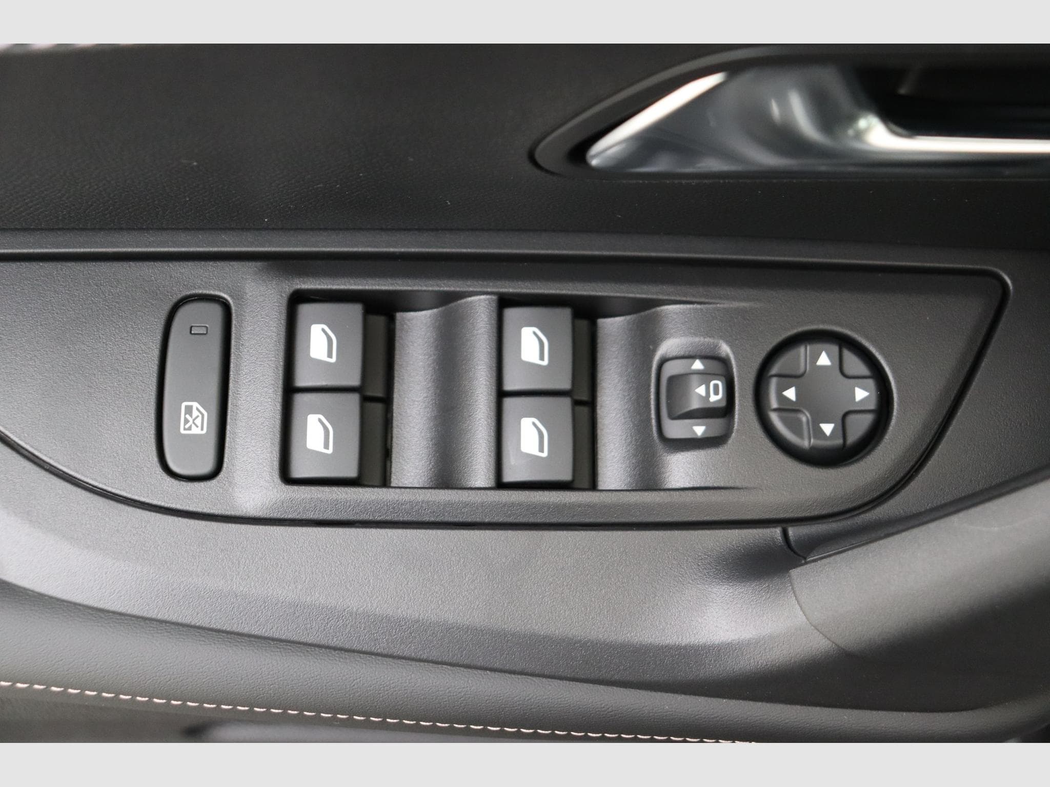 Peugeot 2008 Allure (2026) - Photo 14