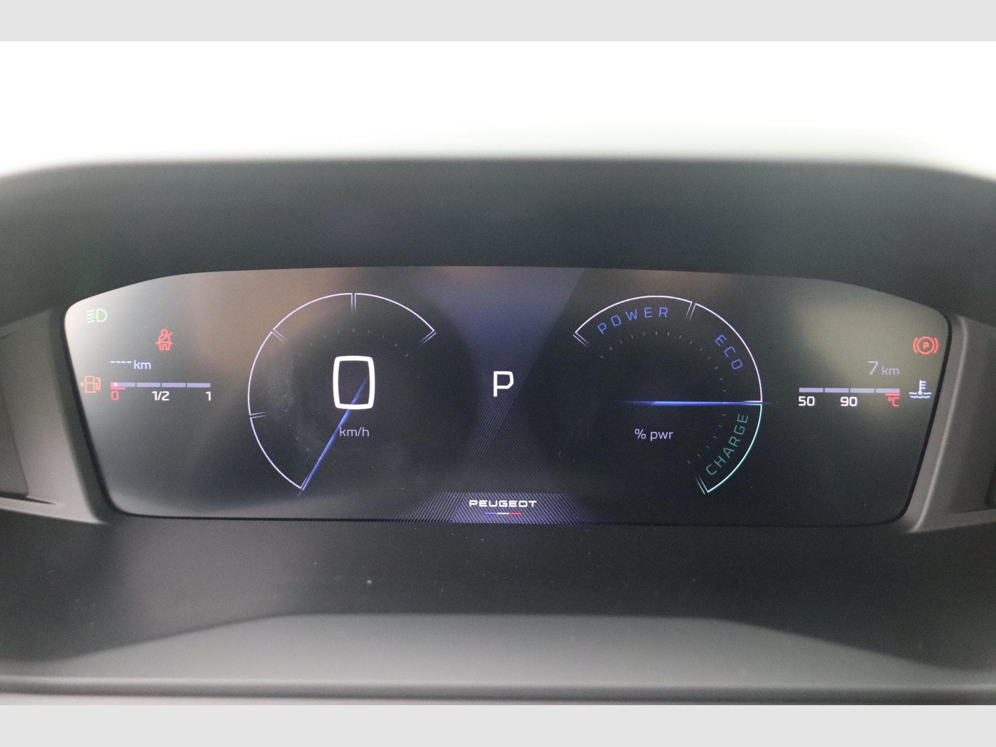 Peugeot 2008 Allure (2026) - Photo 19