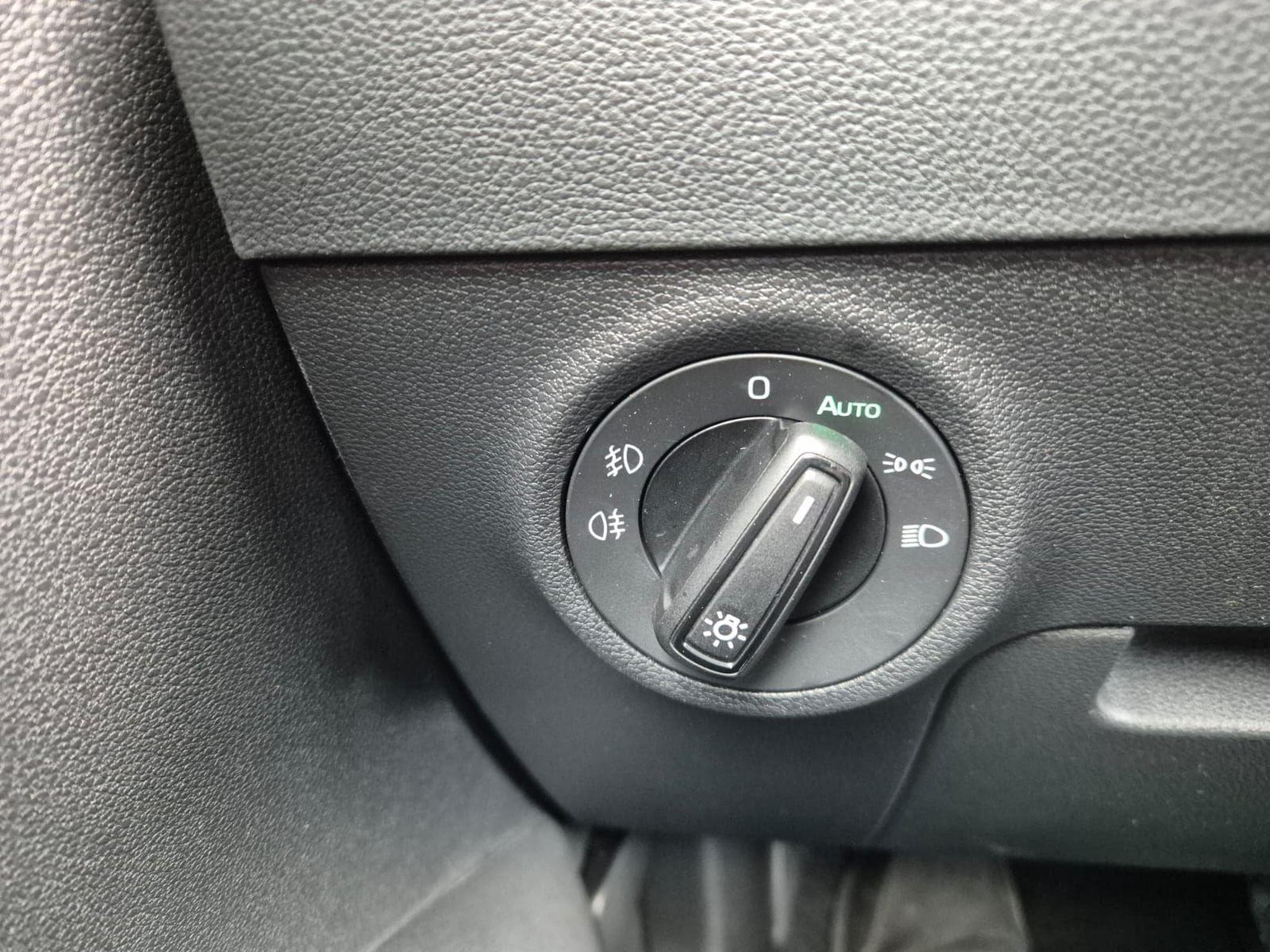 Skoda Karoq Standard (2026) - Photo 14