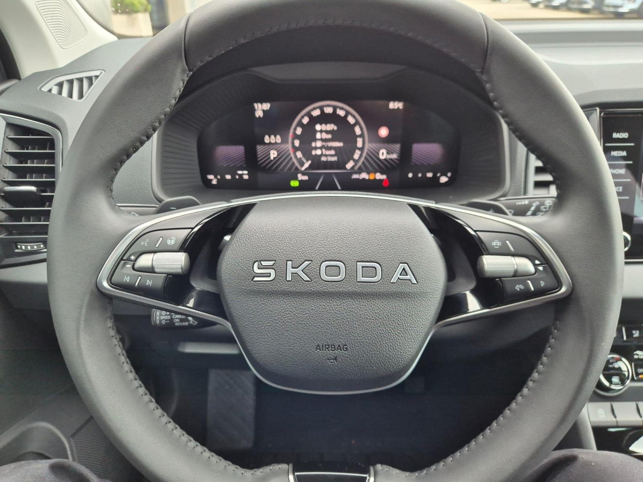 Skoda Karoq Standard (2026) - Photo 16