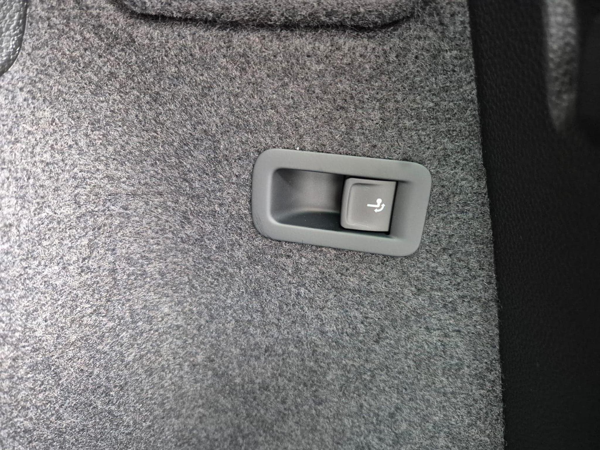 Skoda Karoq Standard (2026) - Photo 11