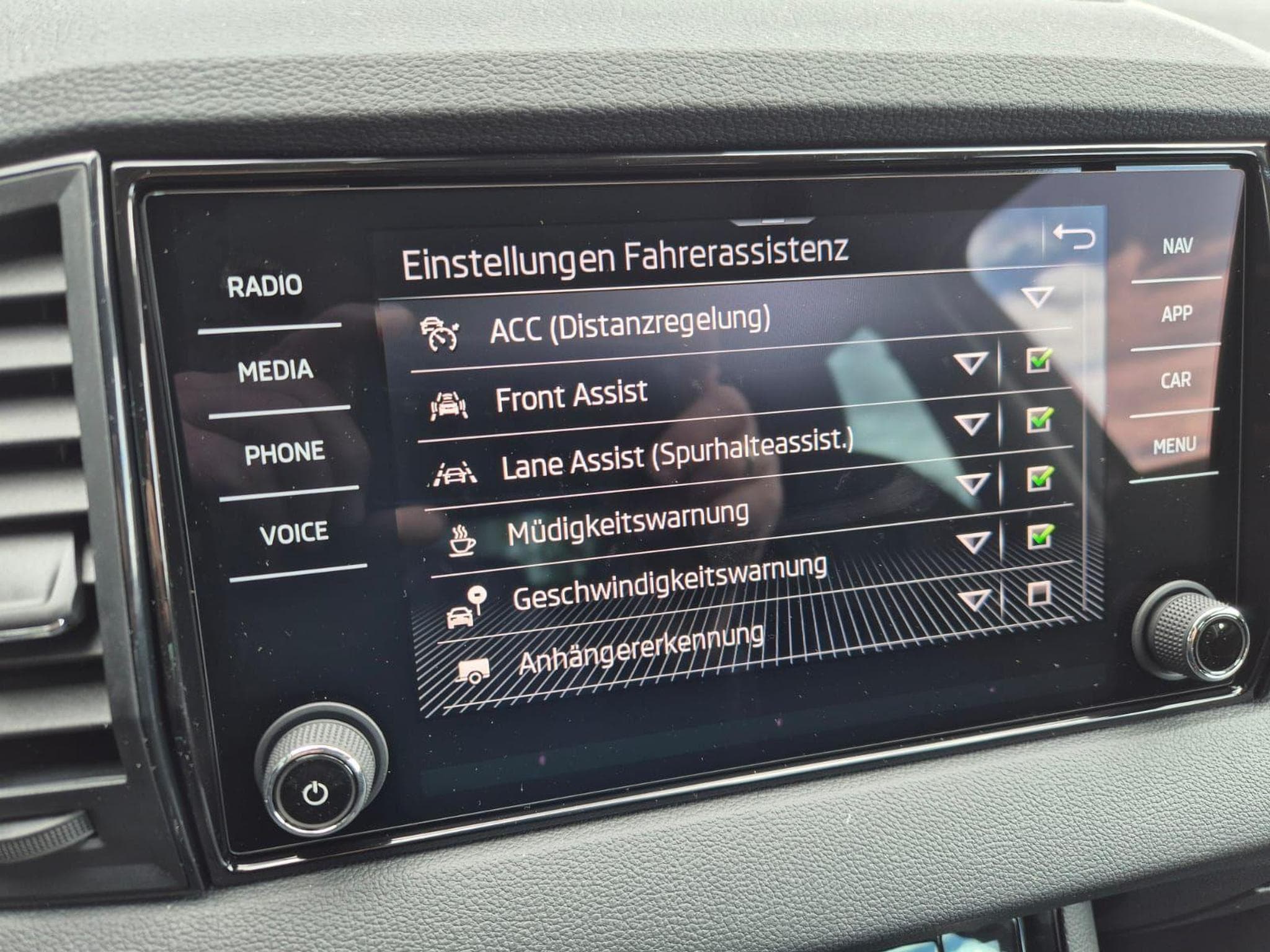 Skoda Karoq Standard (2026) - Photo 20