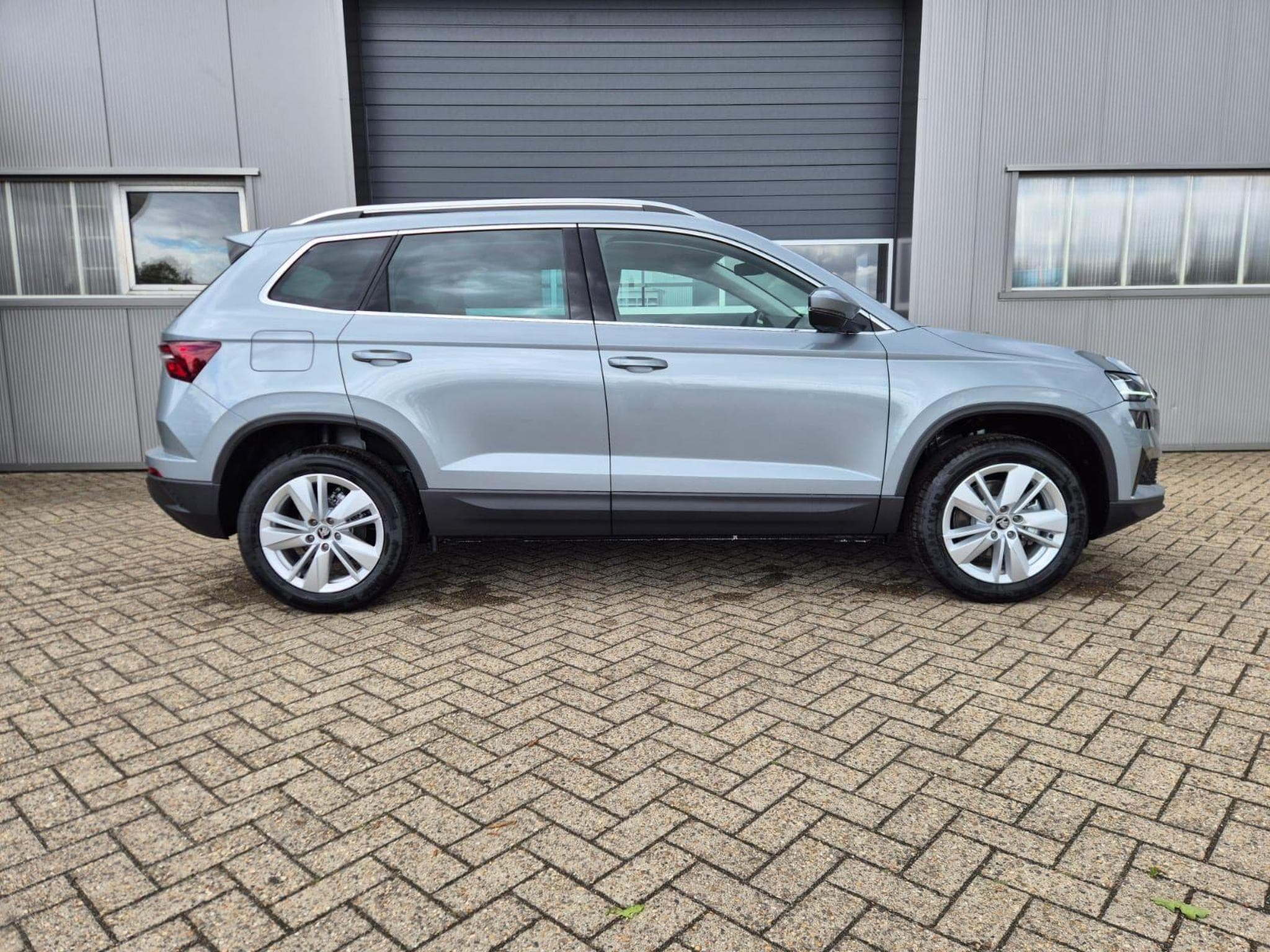 Skoda Karoq Standard (2026) - Photo 6