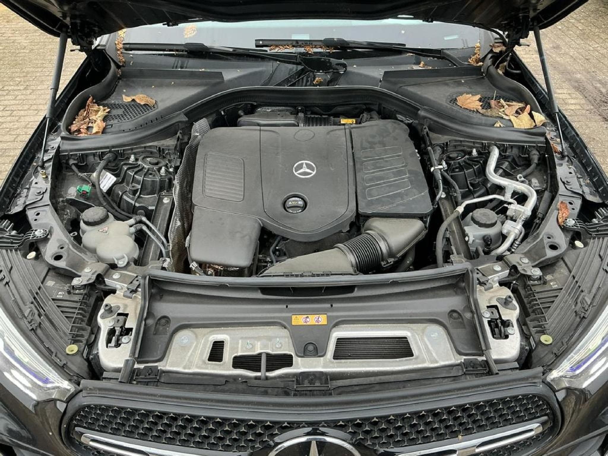 Mercedes GLC AMG-Line (2023) - Photo 11