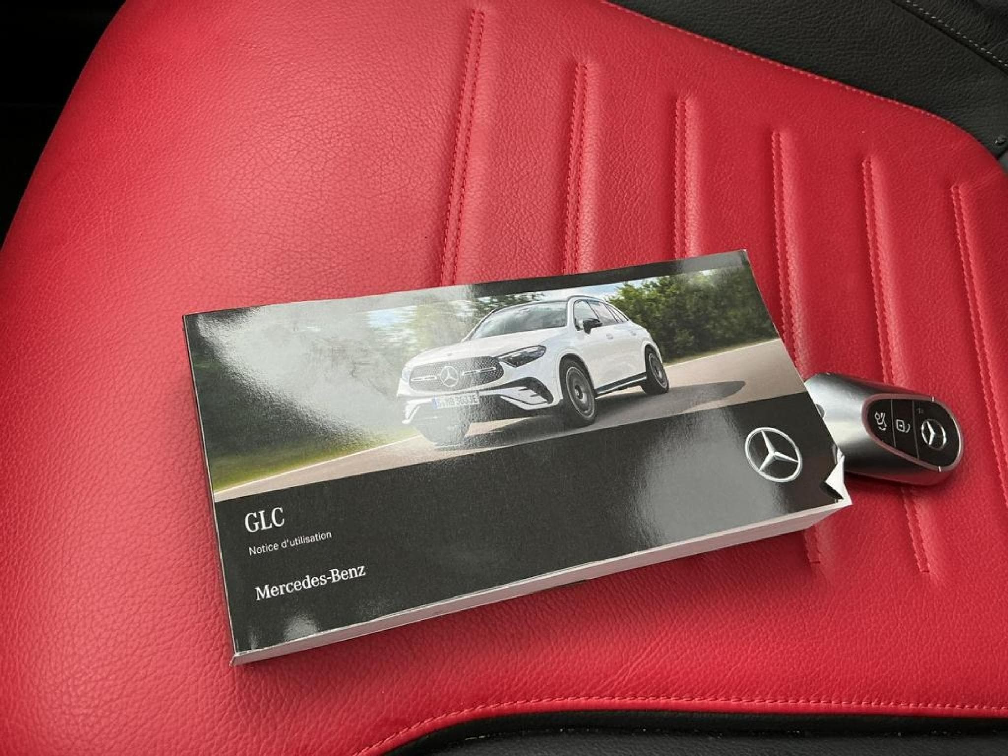 Mercedes GLC AMG-Line (2023) - Photo 12