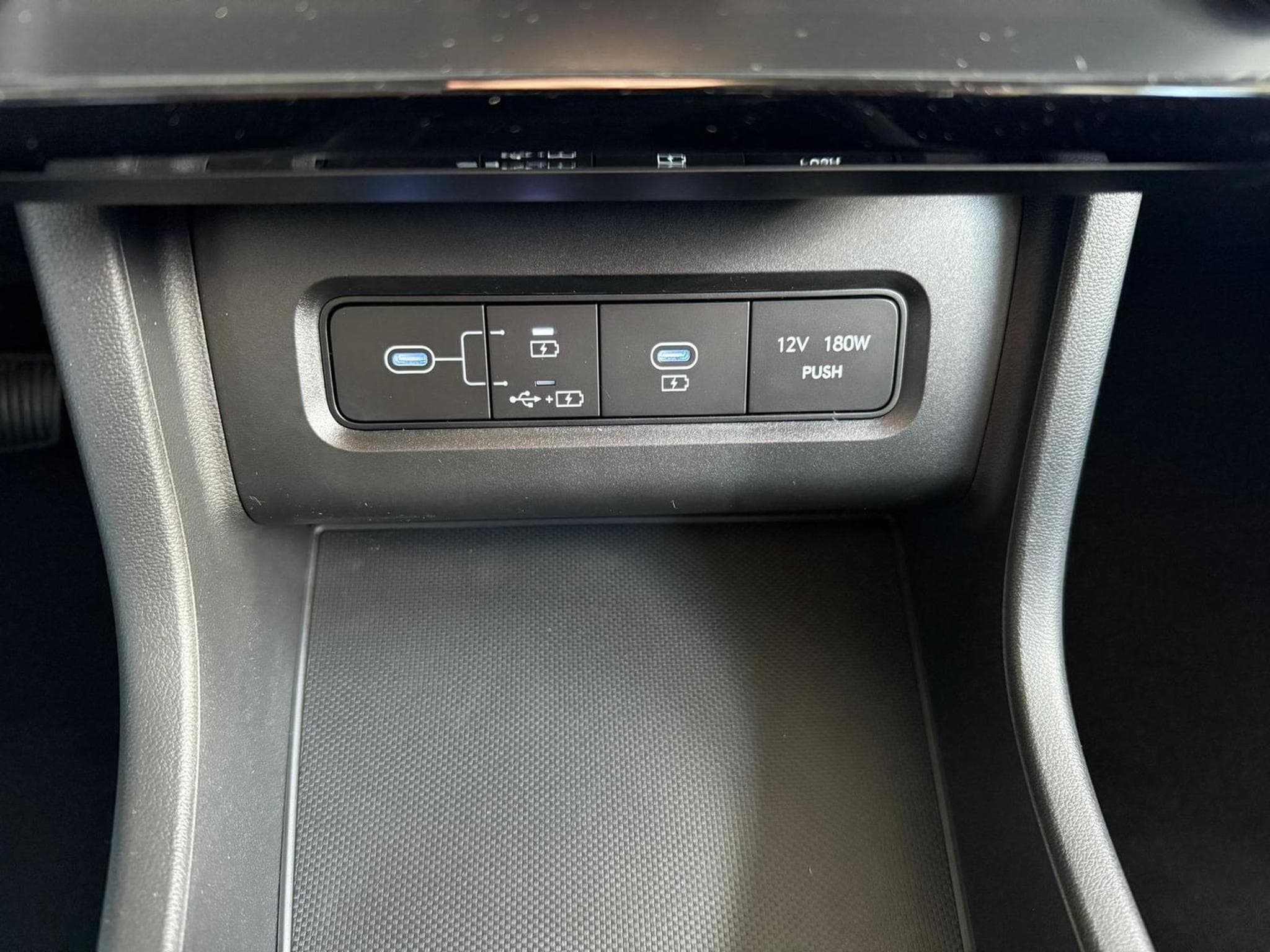 Hyundai Tucson E-Motion (2025) - Photo 15