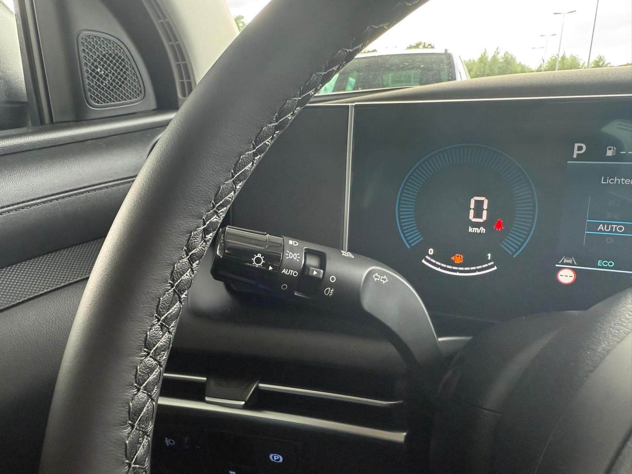 Hyundai Tucson E-Motion (2025) - Photo 19