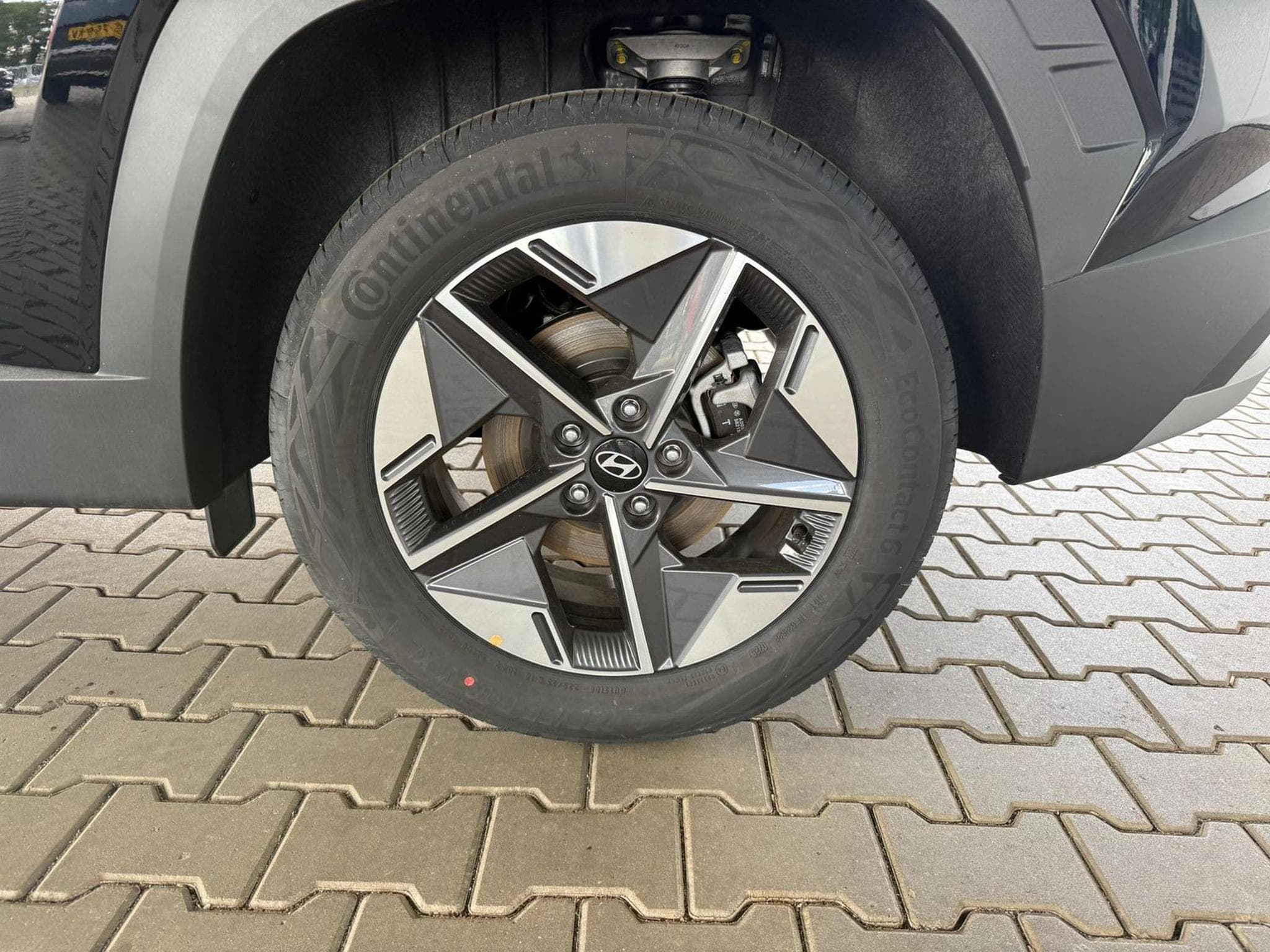 Hyundai Tucson E-Motion (2025) - Photo 5
