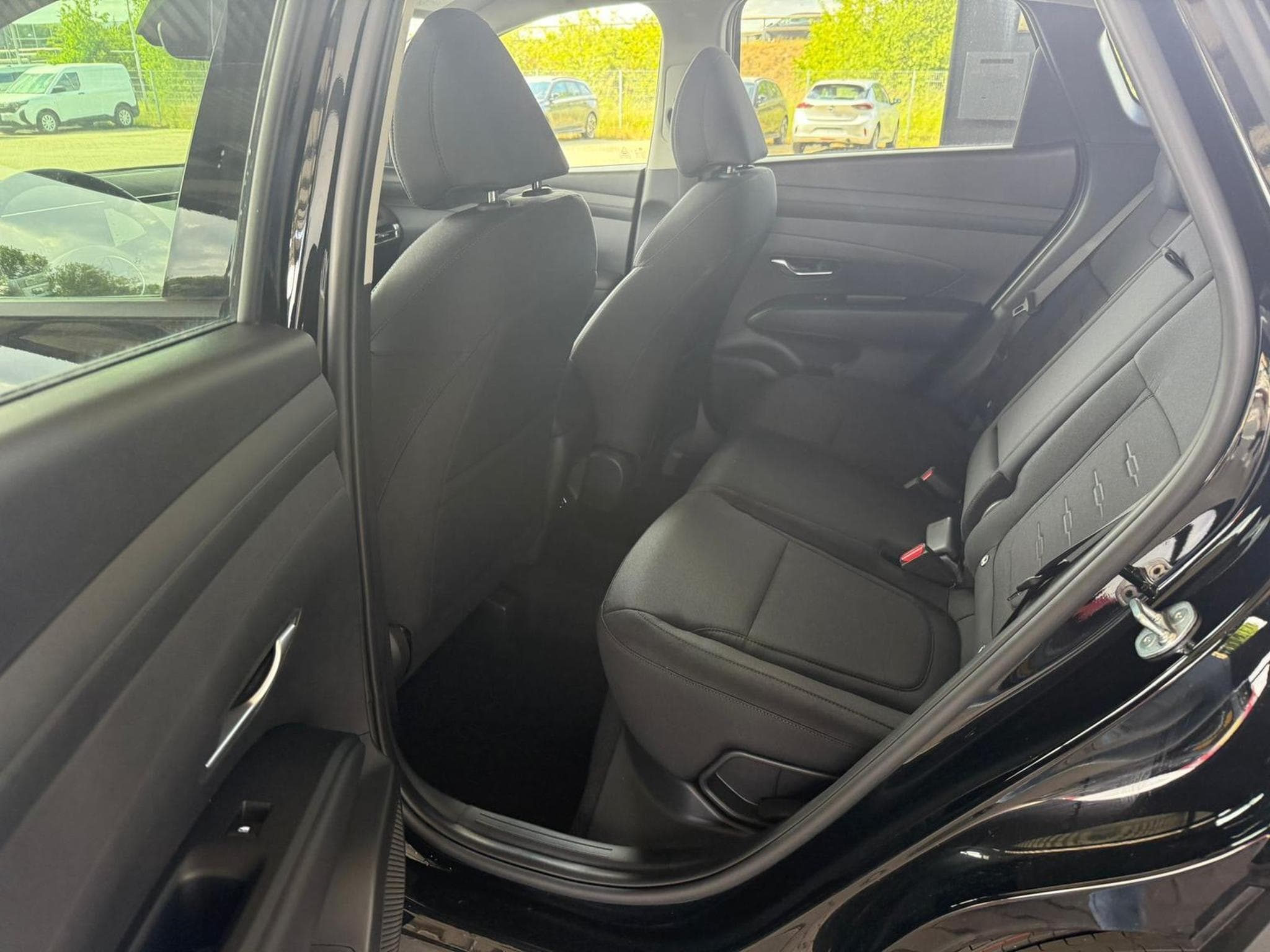 Hyundai Tucson E-Motion (2025) - Photo 8