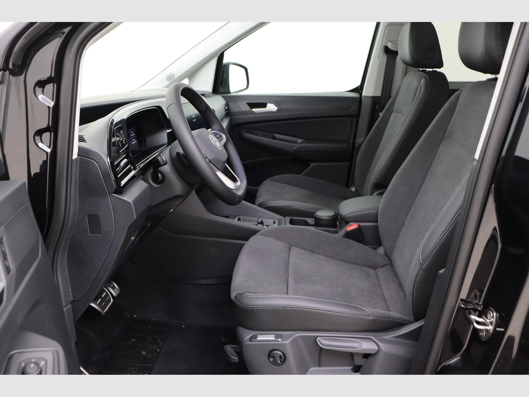 VW Caddy Maxi Style 5pl (2026) - Photo 13