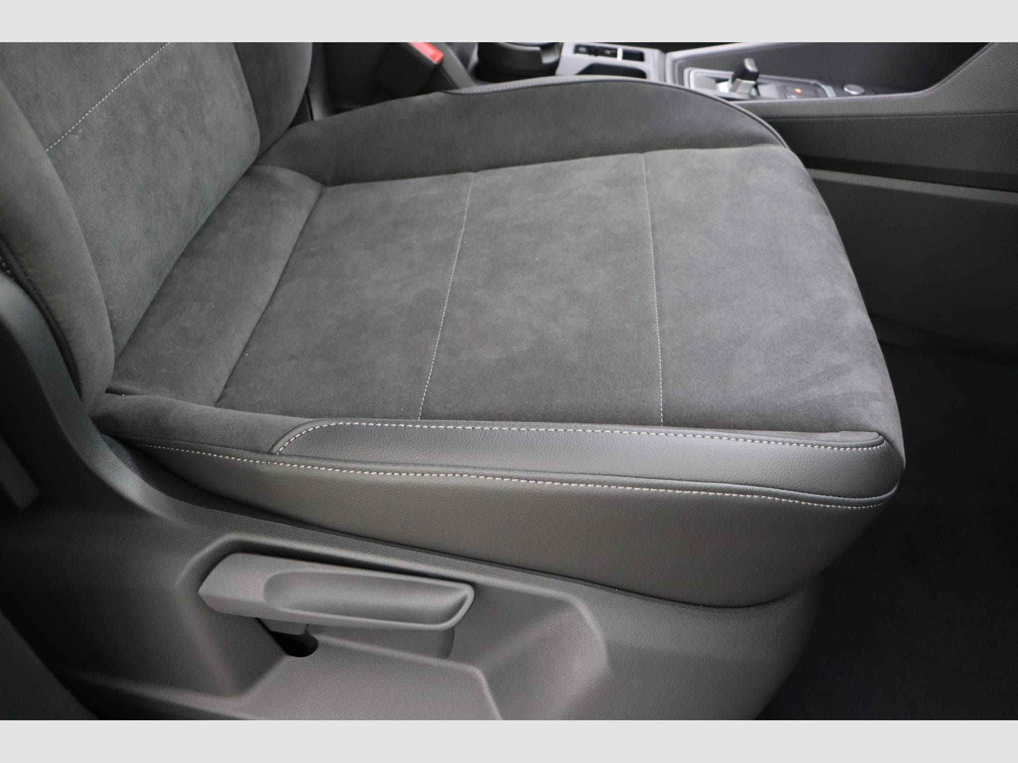 VW Caddy Maxi Style 5pl (2026) - Photo 15