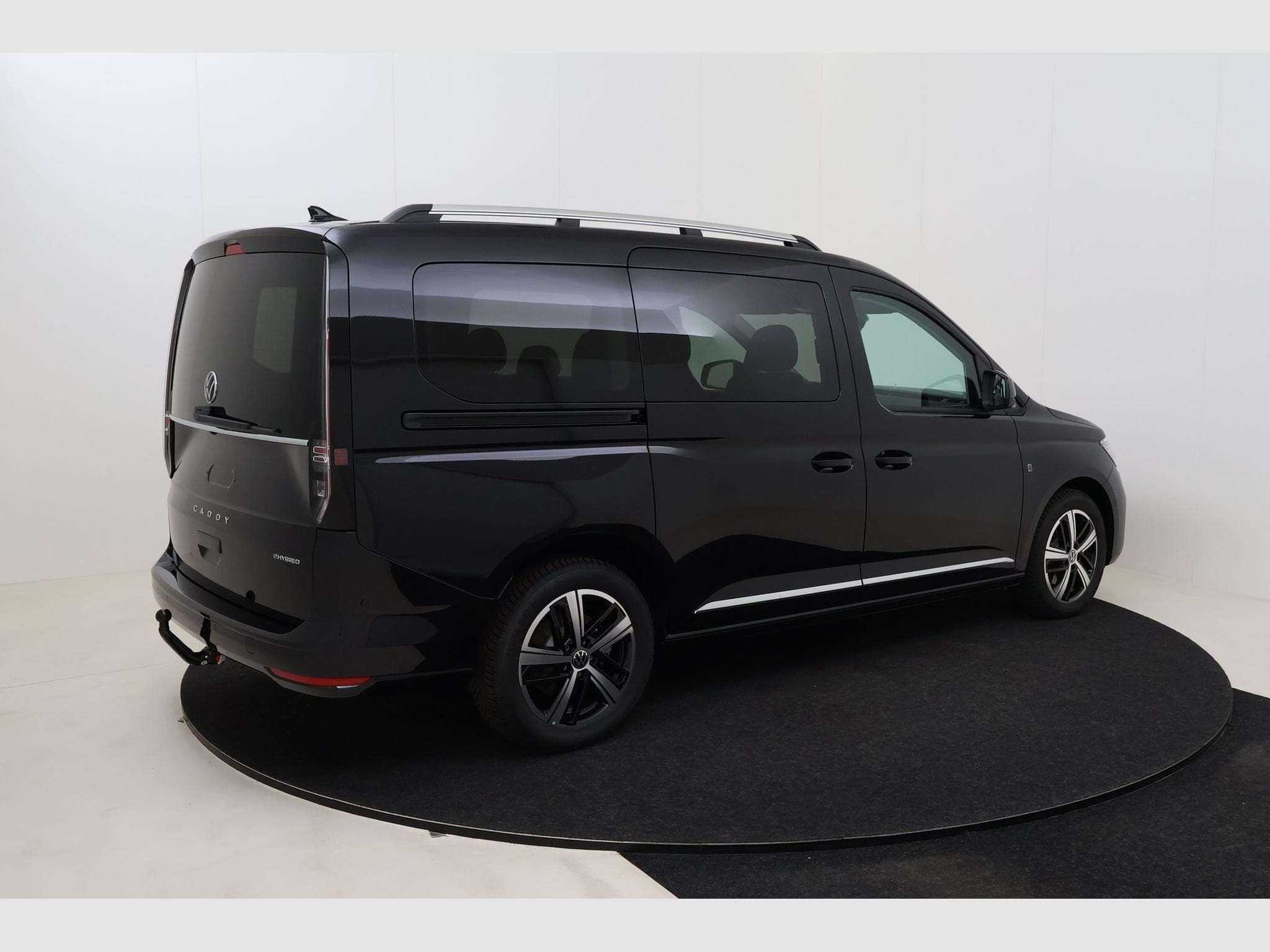 VW Caddy Maxi Style 5pl (2026) - Photo 5