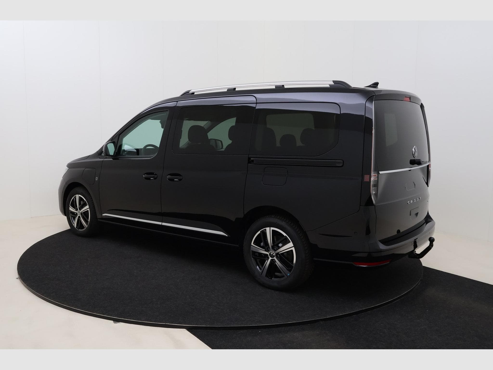 VW Caddy Maxi Style 5pl (2026) - Photo 8