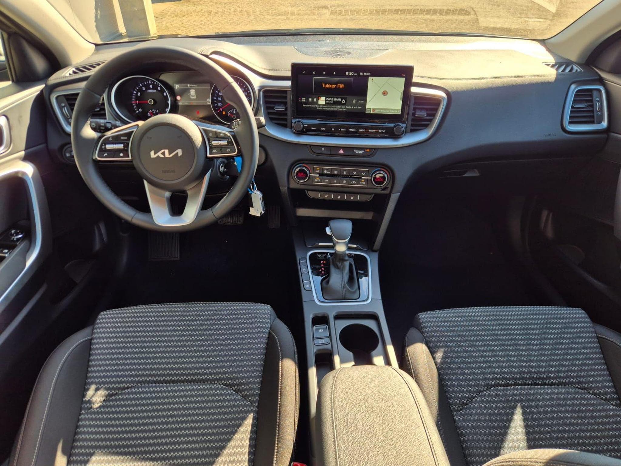 Kia Xceed Standard (2026) - Photo 10