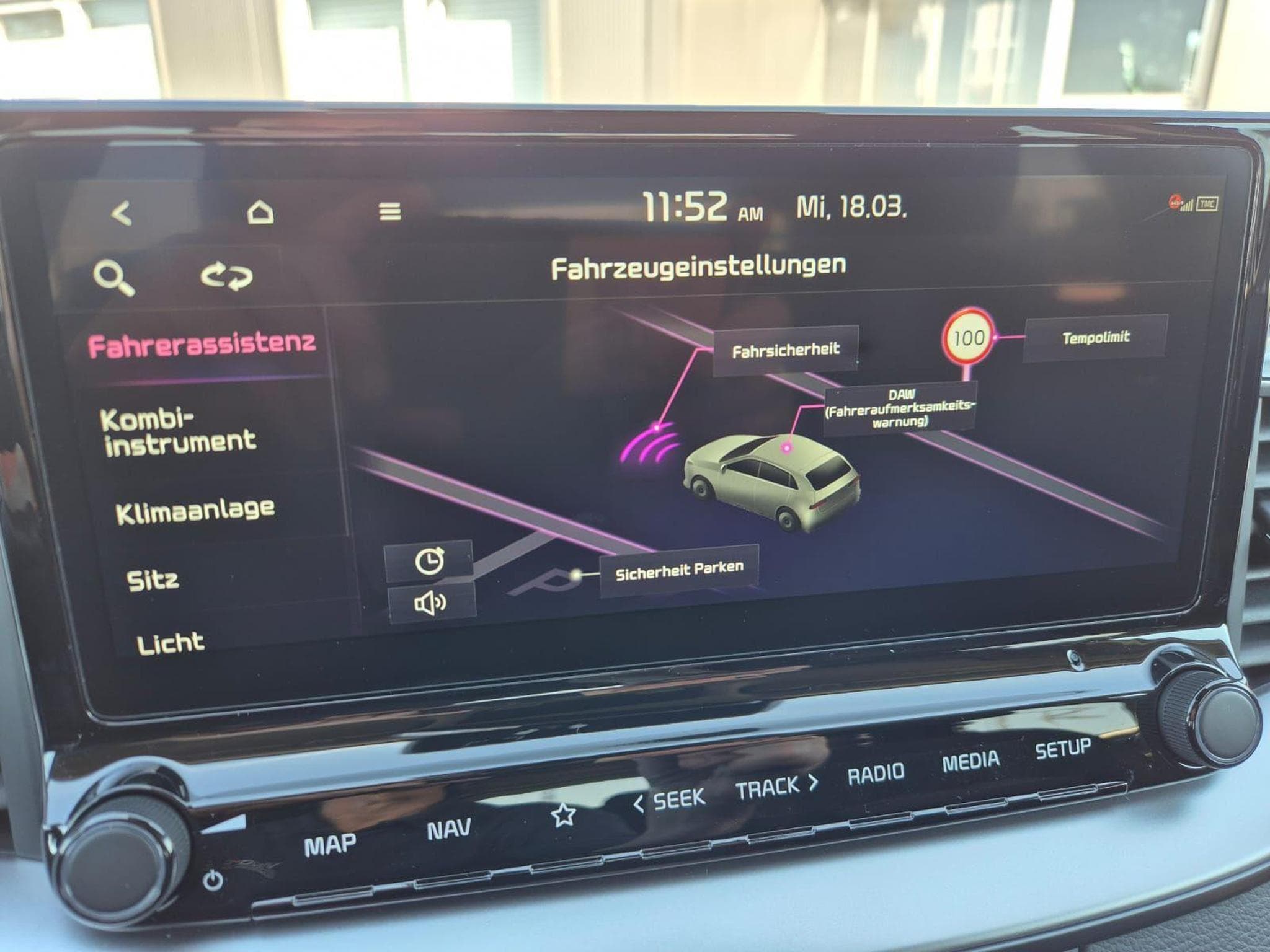 Kia Xceed Standard (2026) - Photo 19