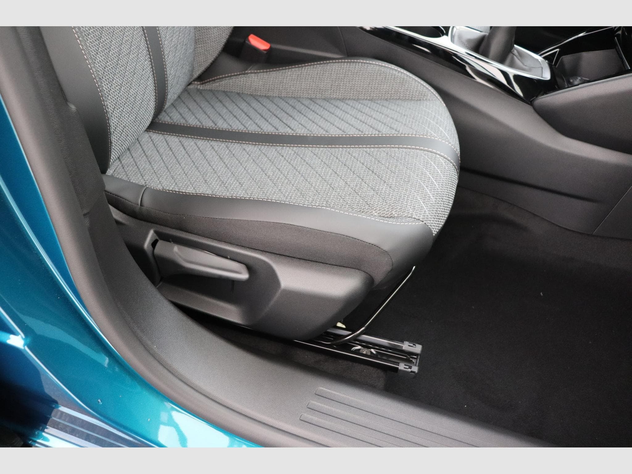 Peugeot 2008 Allure (2026) - Photo 16