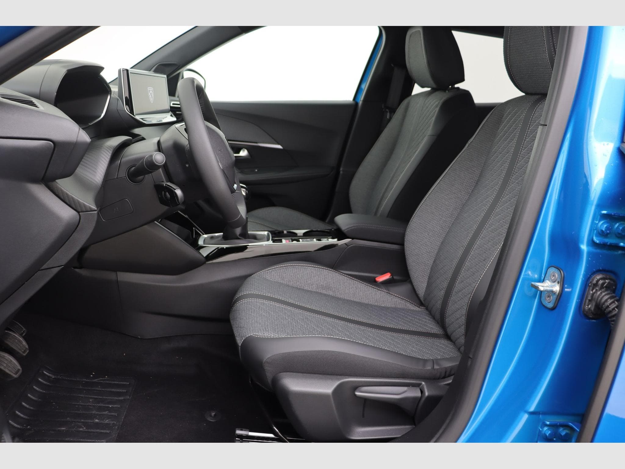 Peugeot 2008 Allure (2025) - Photo 13