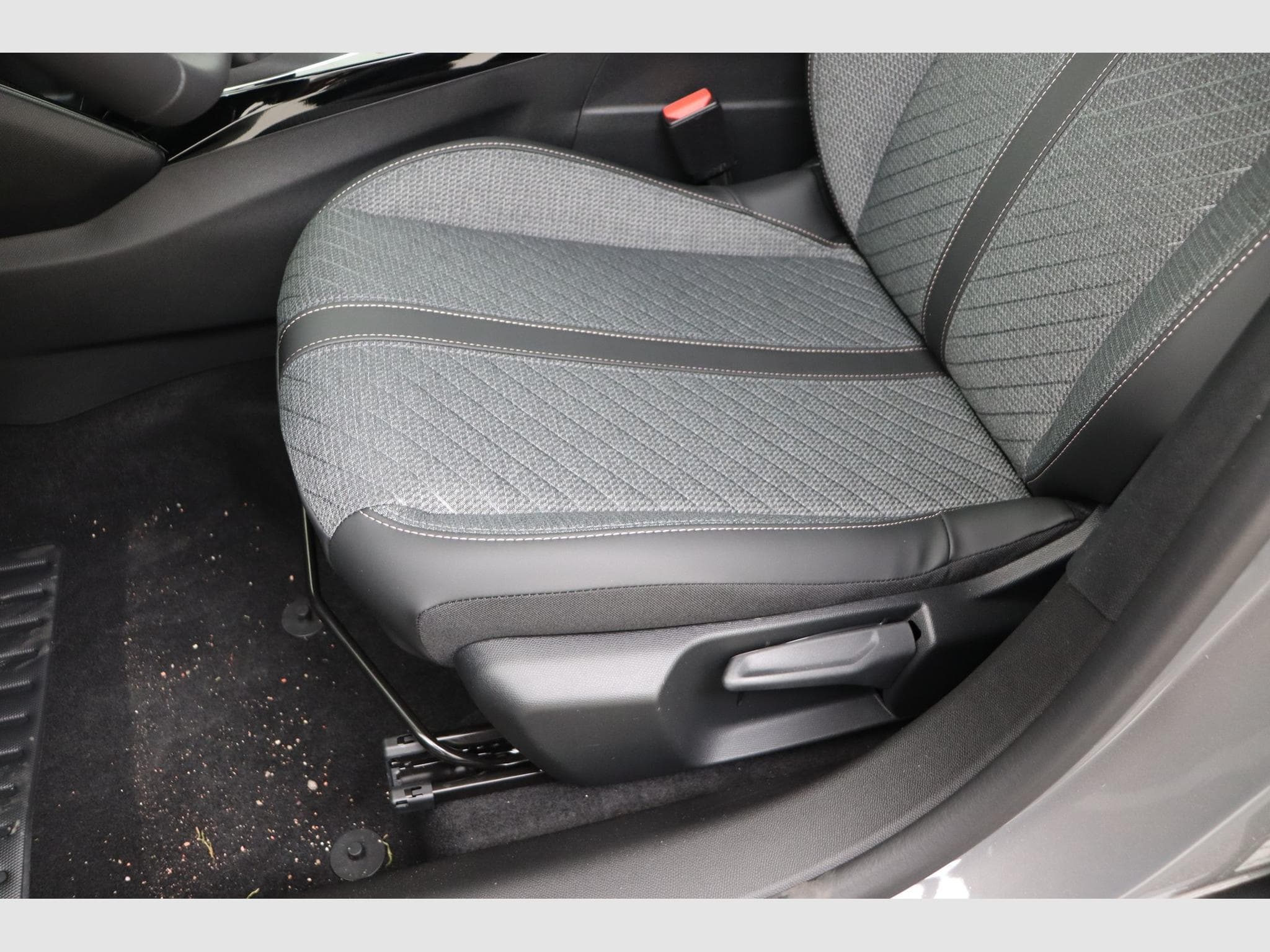 Peugeot 208 Envy (2026) - Photo 15