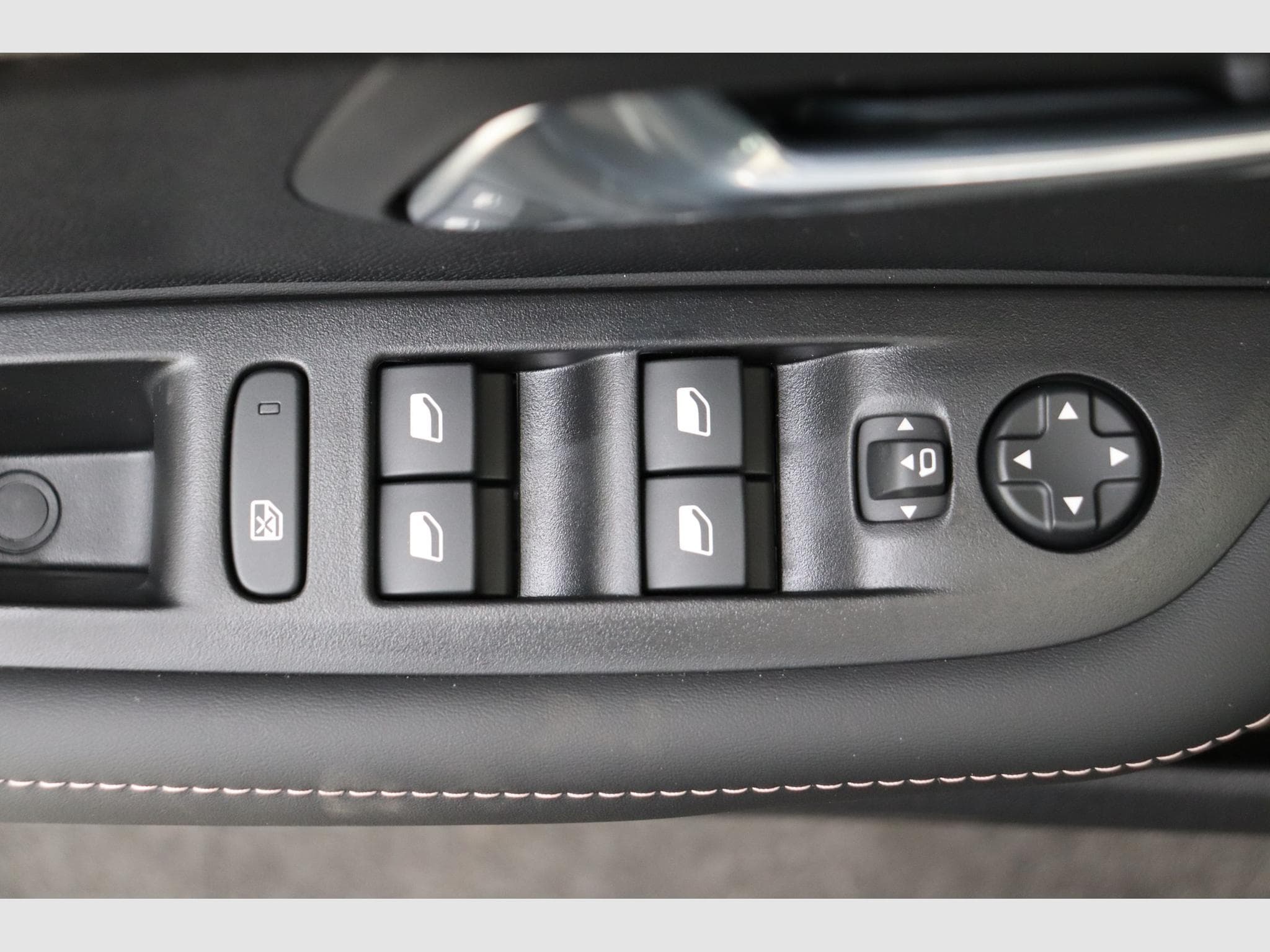 Peugeot 208 Envy (2026) - Photo 17
