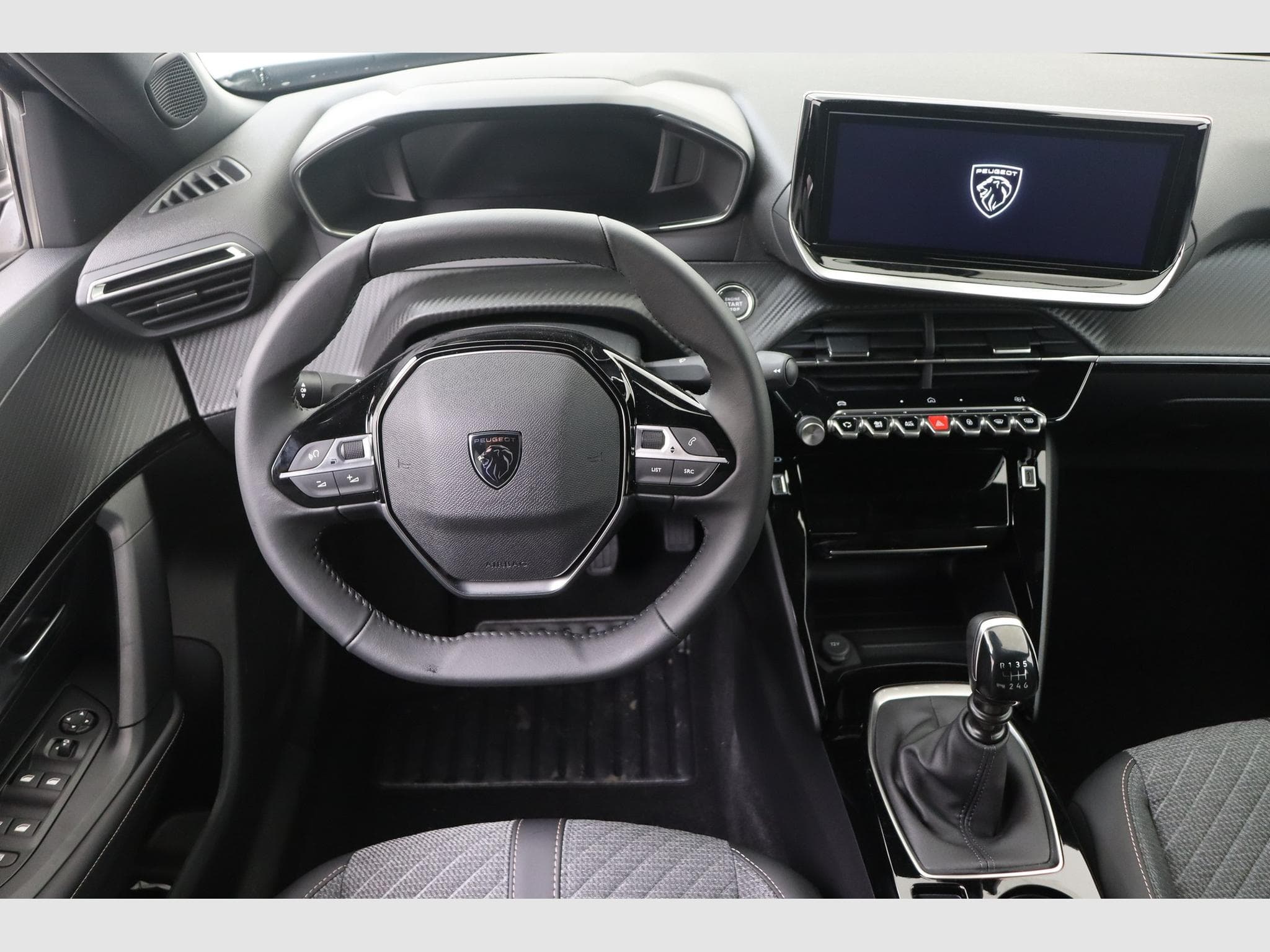 Peugeot 2008 Allure (2025) - Photo 11