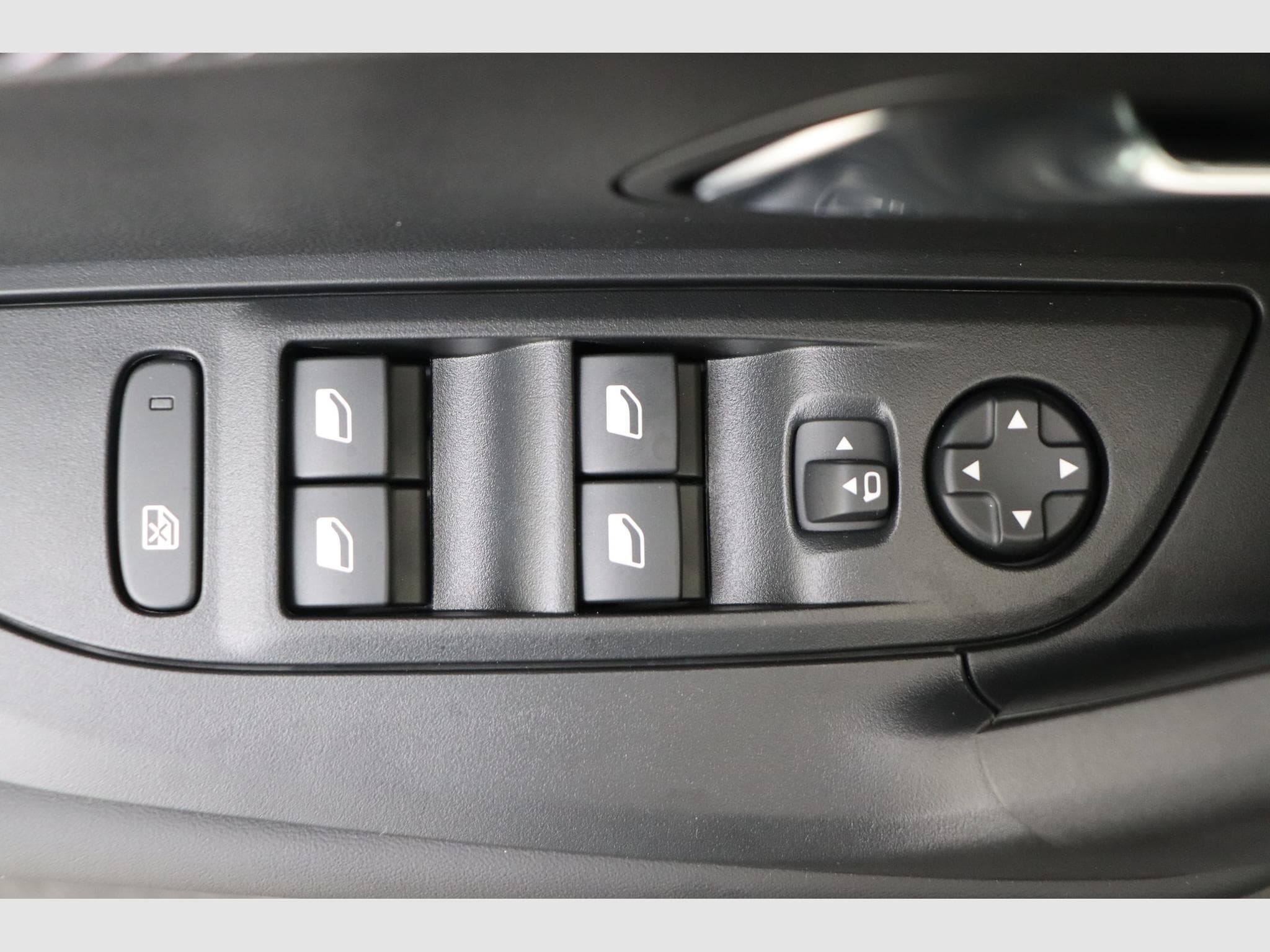 Peugeot 2008 Allure (2025) - Photo 17