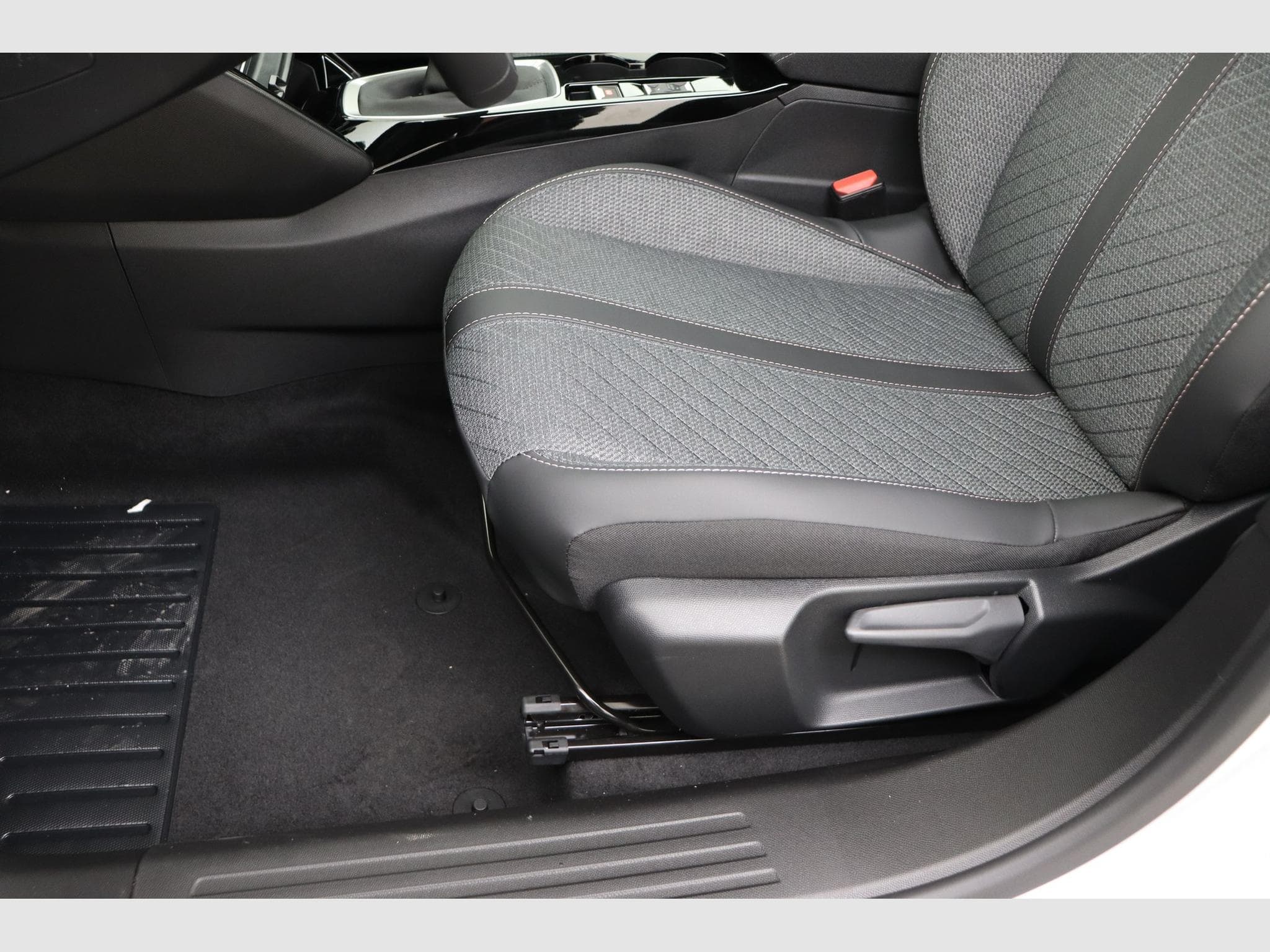 Peugeot 2008 Allure (2026) - Photo 15