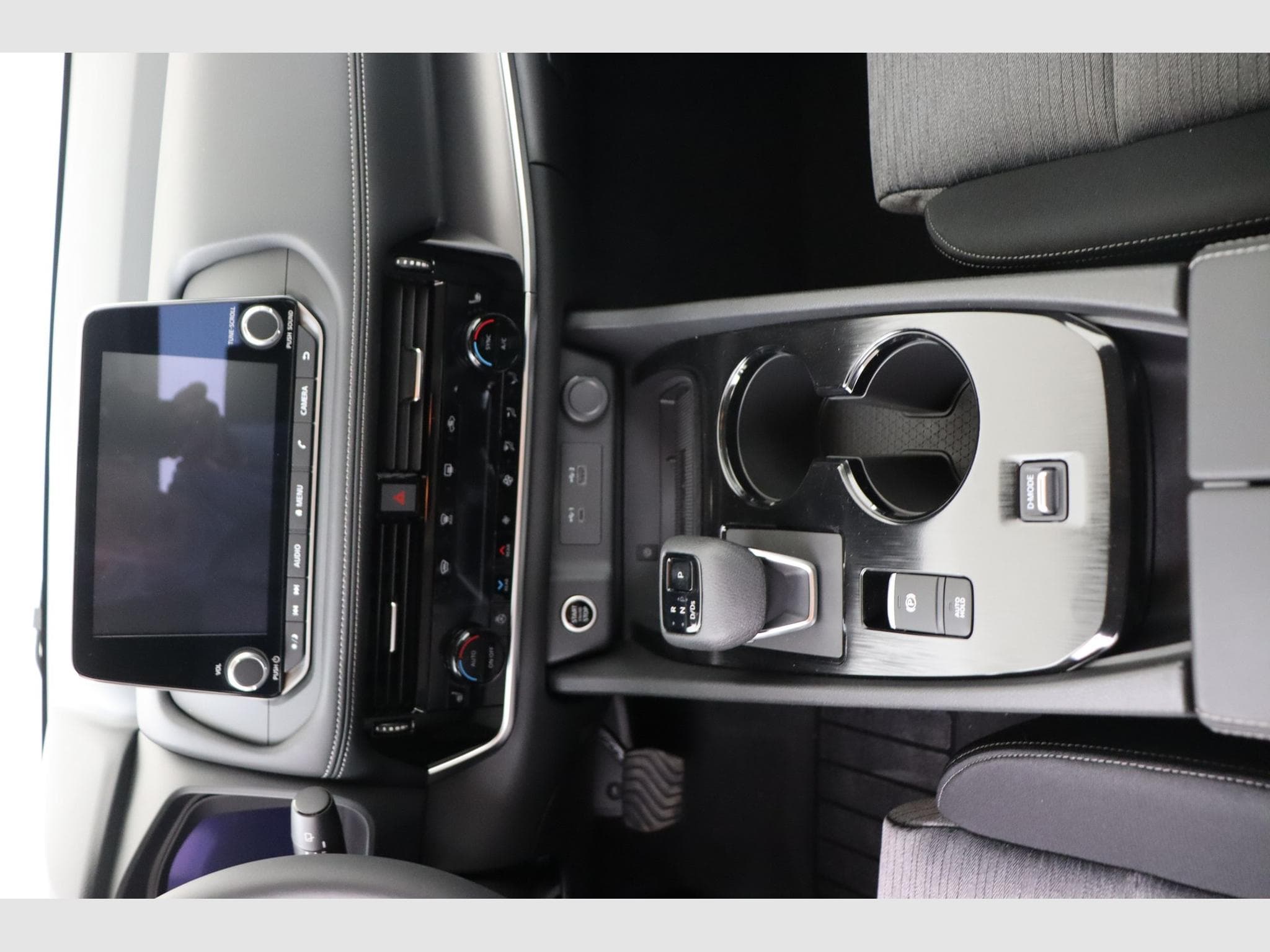 Nissan X-Trail Acenta + Comfort Pack 7pl (2026) - Photo 12