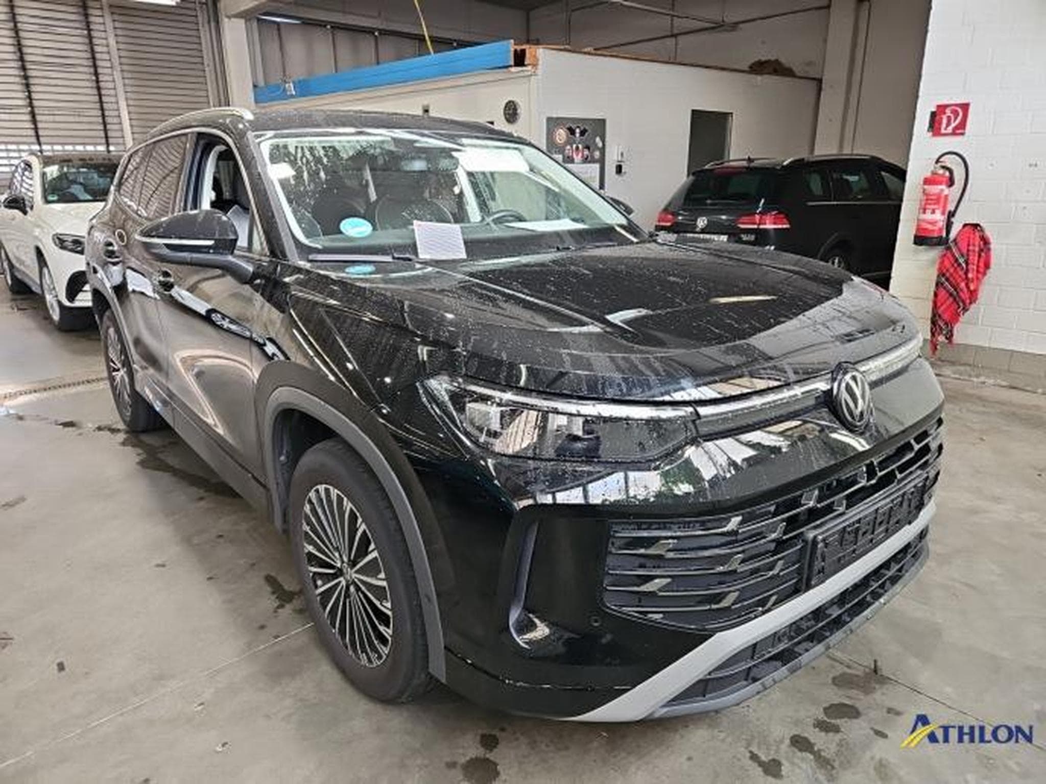 VW Tayron Tayron 1.5 TSI eHybrid Elegance (2025) - Photo 1