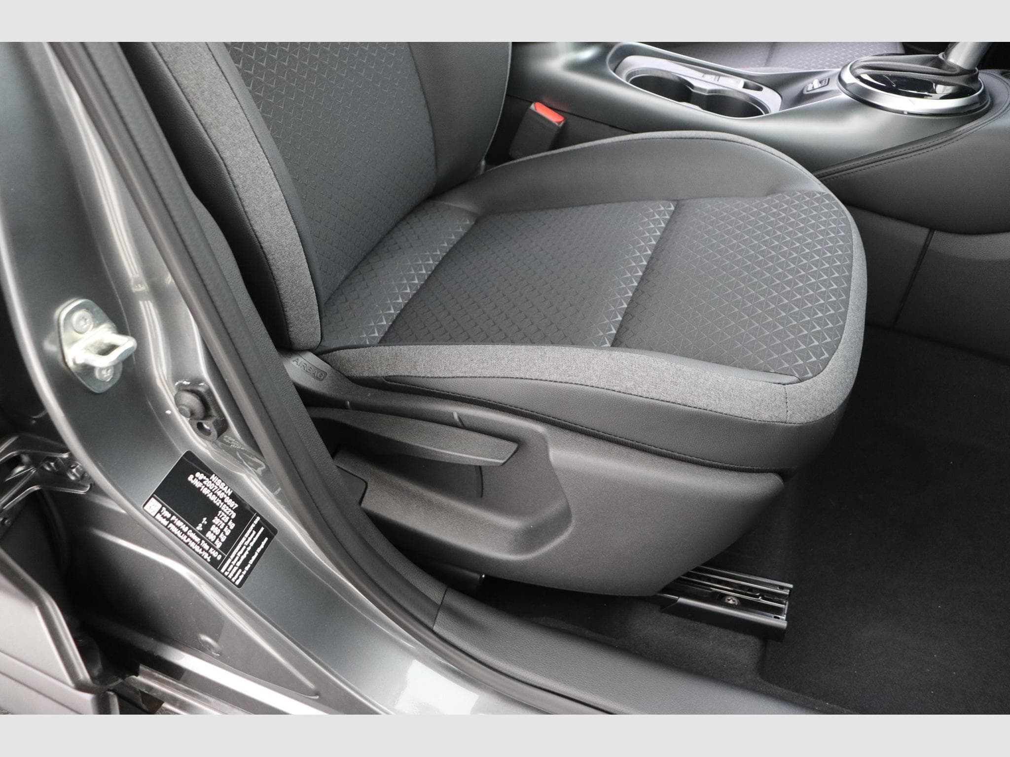 Nissan Juke N-Connecta (2026) - Photo 15