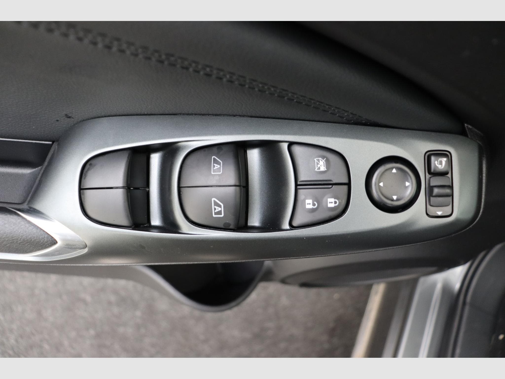 Nissan Juke N-Connecta (2026) - Photo 17
