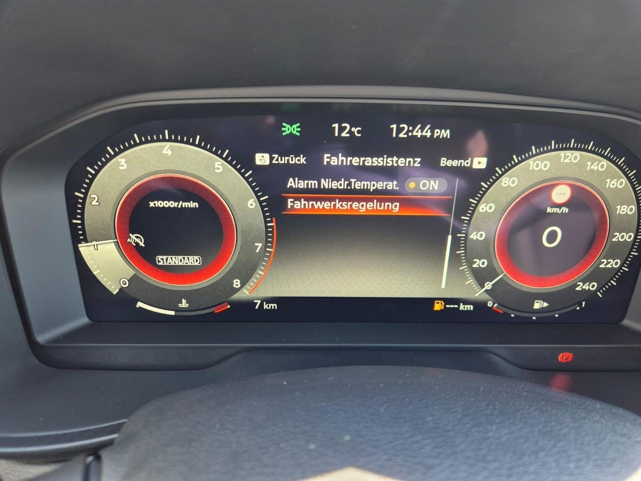 Nissan Juke N-Connecta (2026) - Photo 17