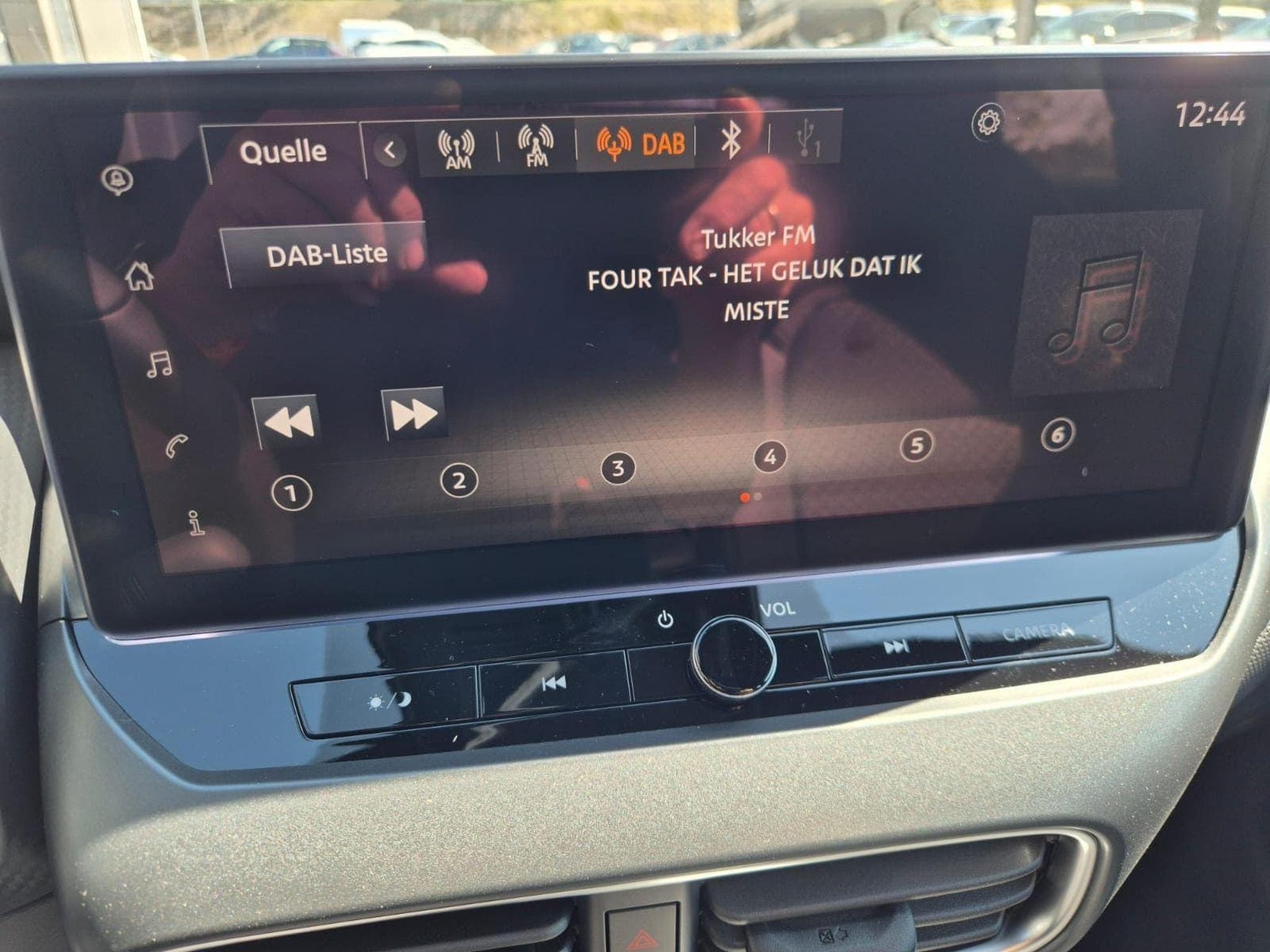 Nissan Juke N-Connecta (2026) - Photo 19
