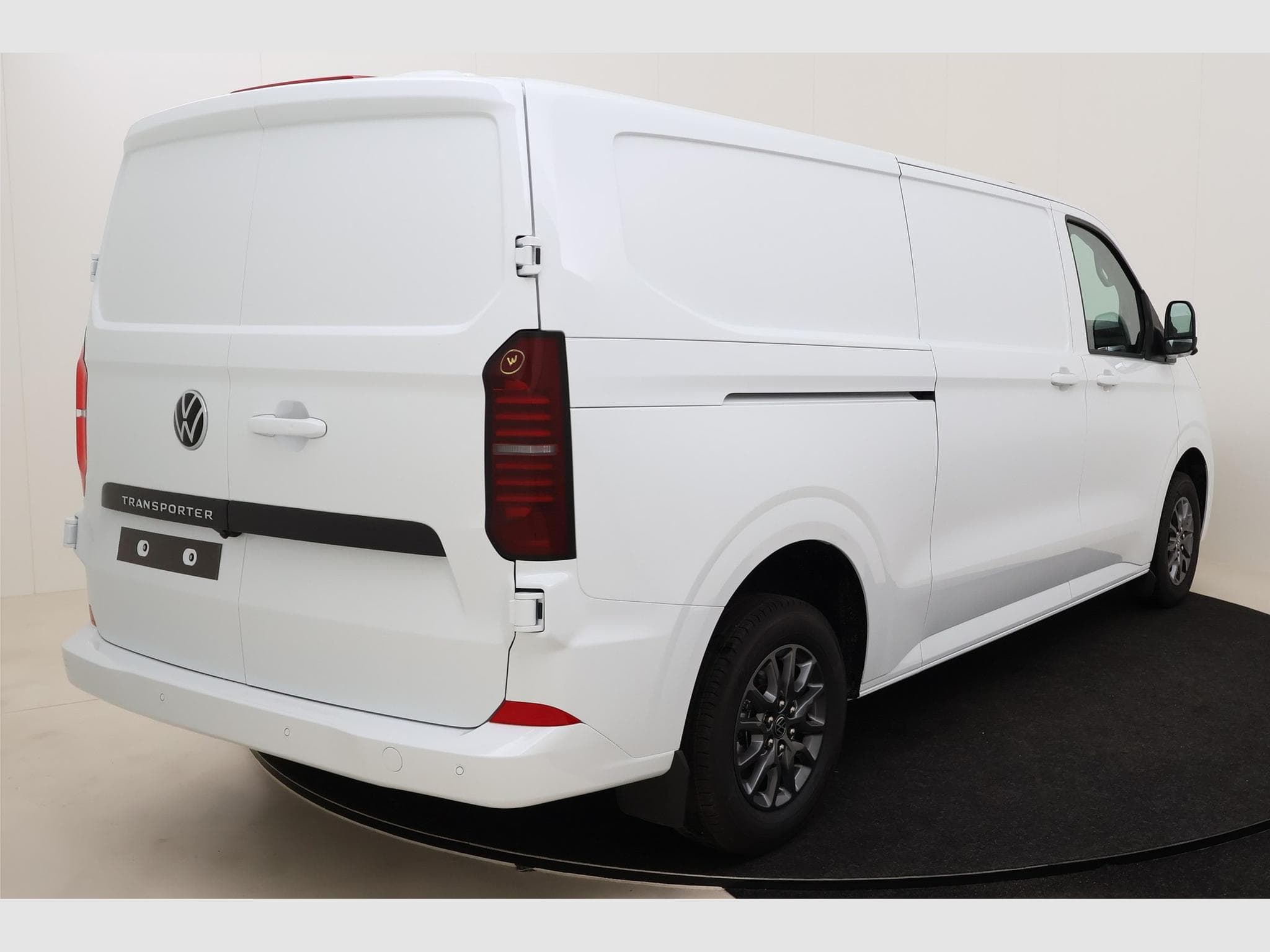 VW T6.1 T7 Fourgon 3500 mm (2026) - Photo 6