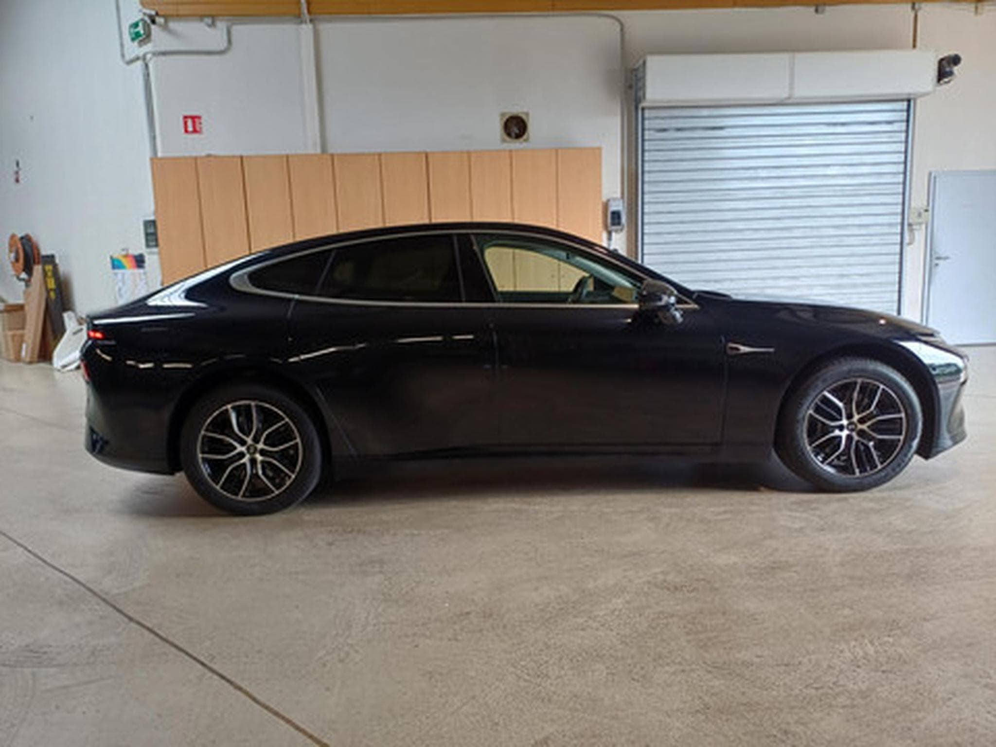 Xpeng P7 BEV 86KWH Long Range RWD (2025) - Photo 7