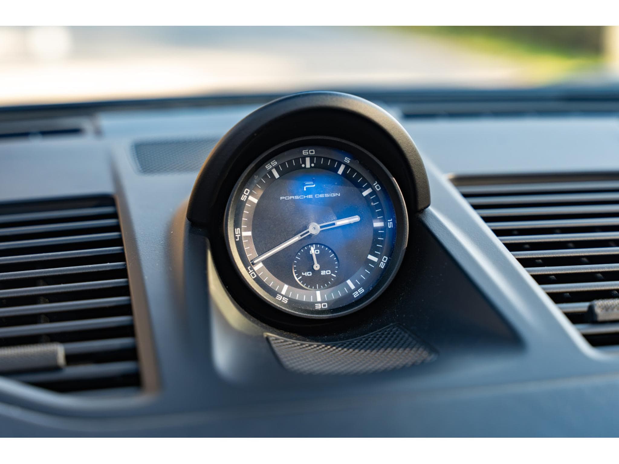 Porsche 911 911 Carrera 4 GTS Cabriolet - Sport Chrono -Rear-wheel steer (2021) - Photo 14