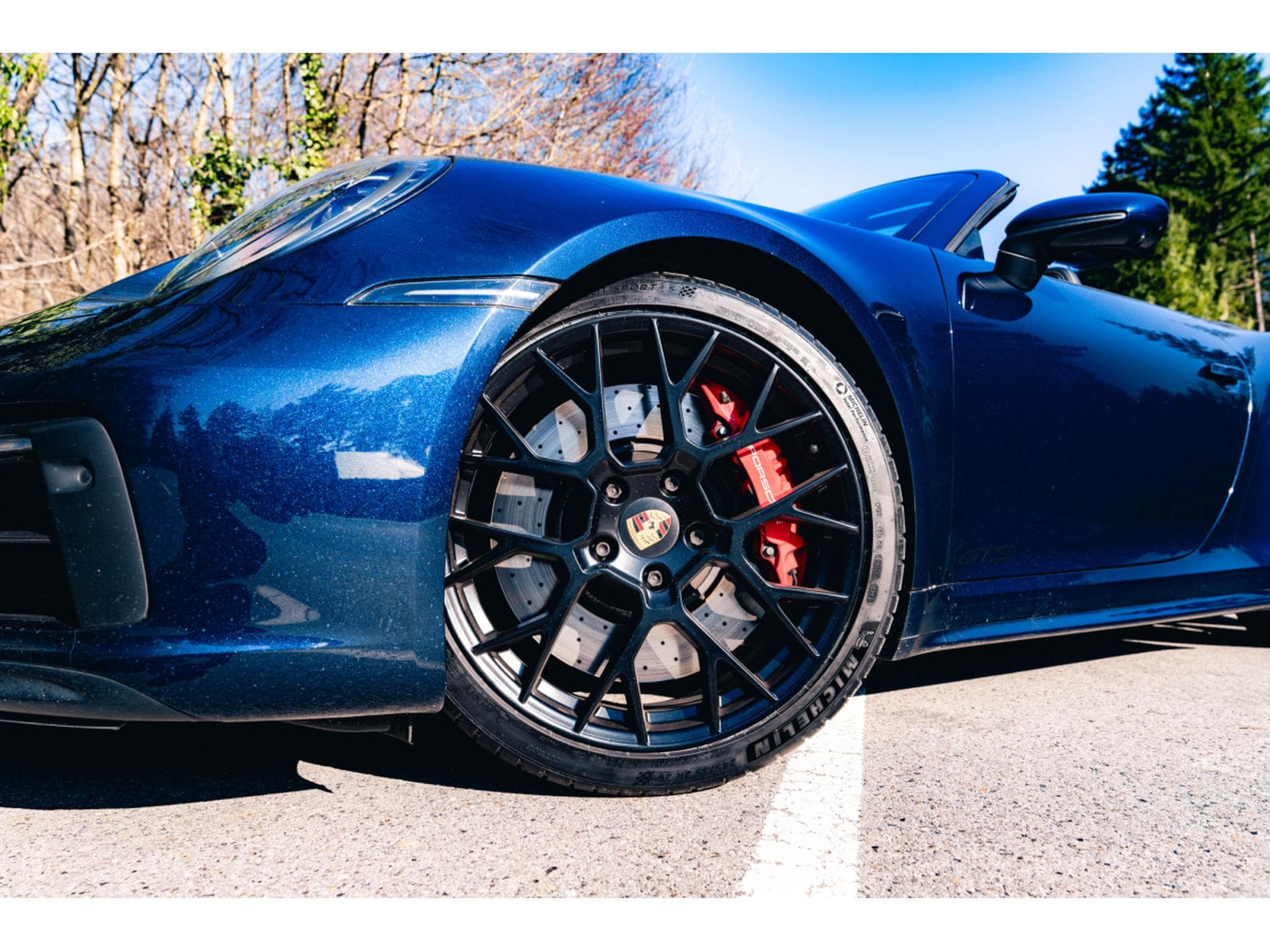Porsche 911 911 Carrera 4 GTS Cabriolet - Sport Chrono -Rear-wheel steer (2021) - Photo 7
