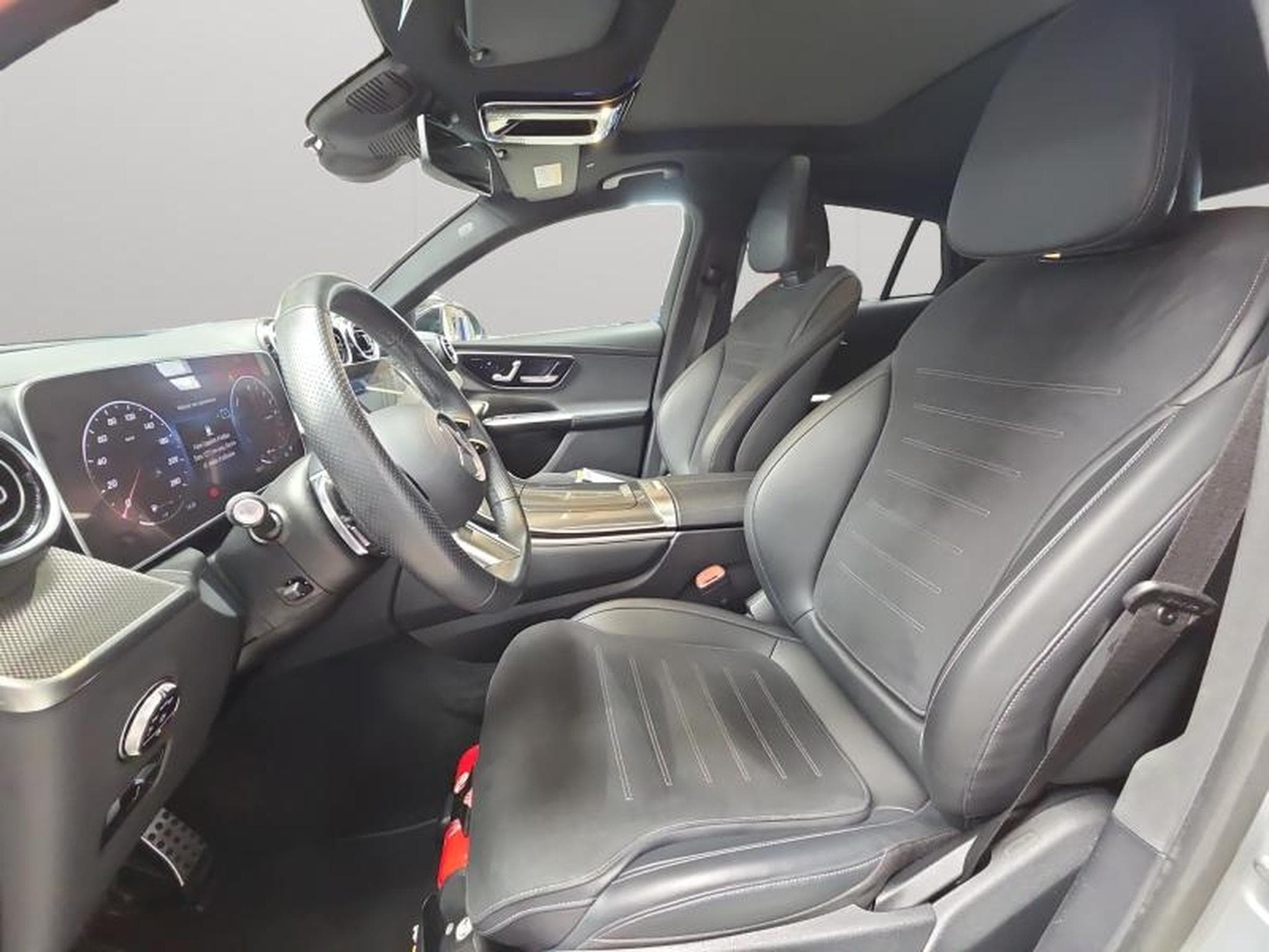 Mercedes GLC 300 300 DE 4MATIC AMG-Line (2024) - Photo 12