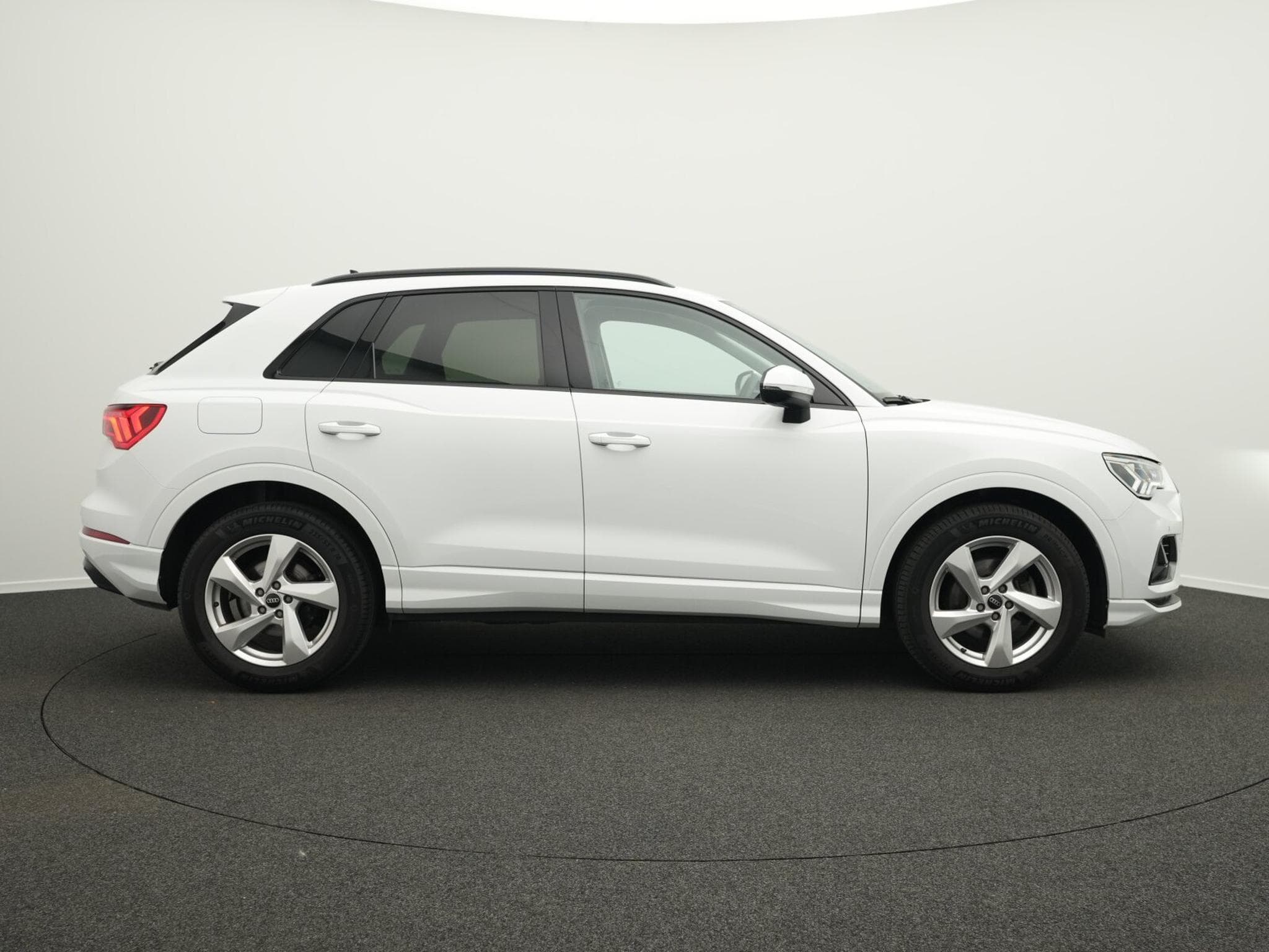Audi Q3 35 1.5 TFSI advanced (1970) - Photo 5