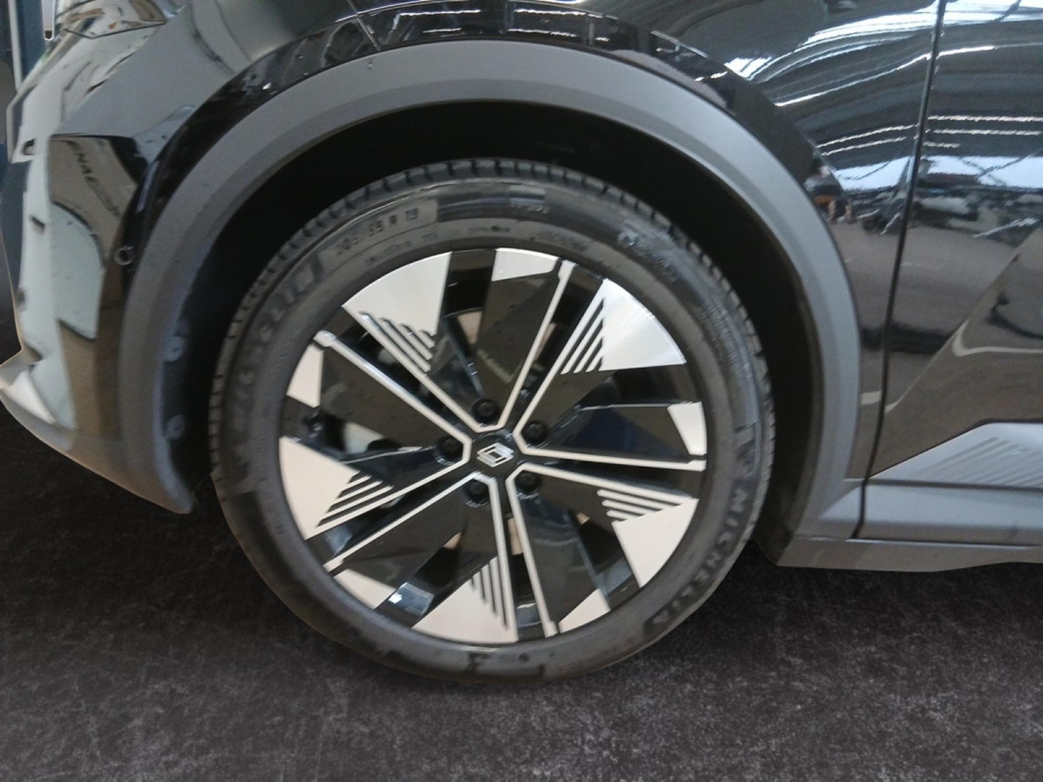 Renault Scenic TECHNO 220 LONG RANGE (2024) - Photo 6