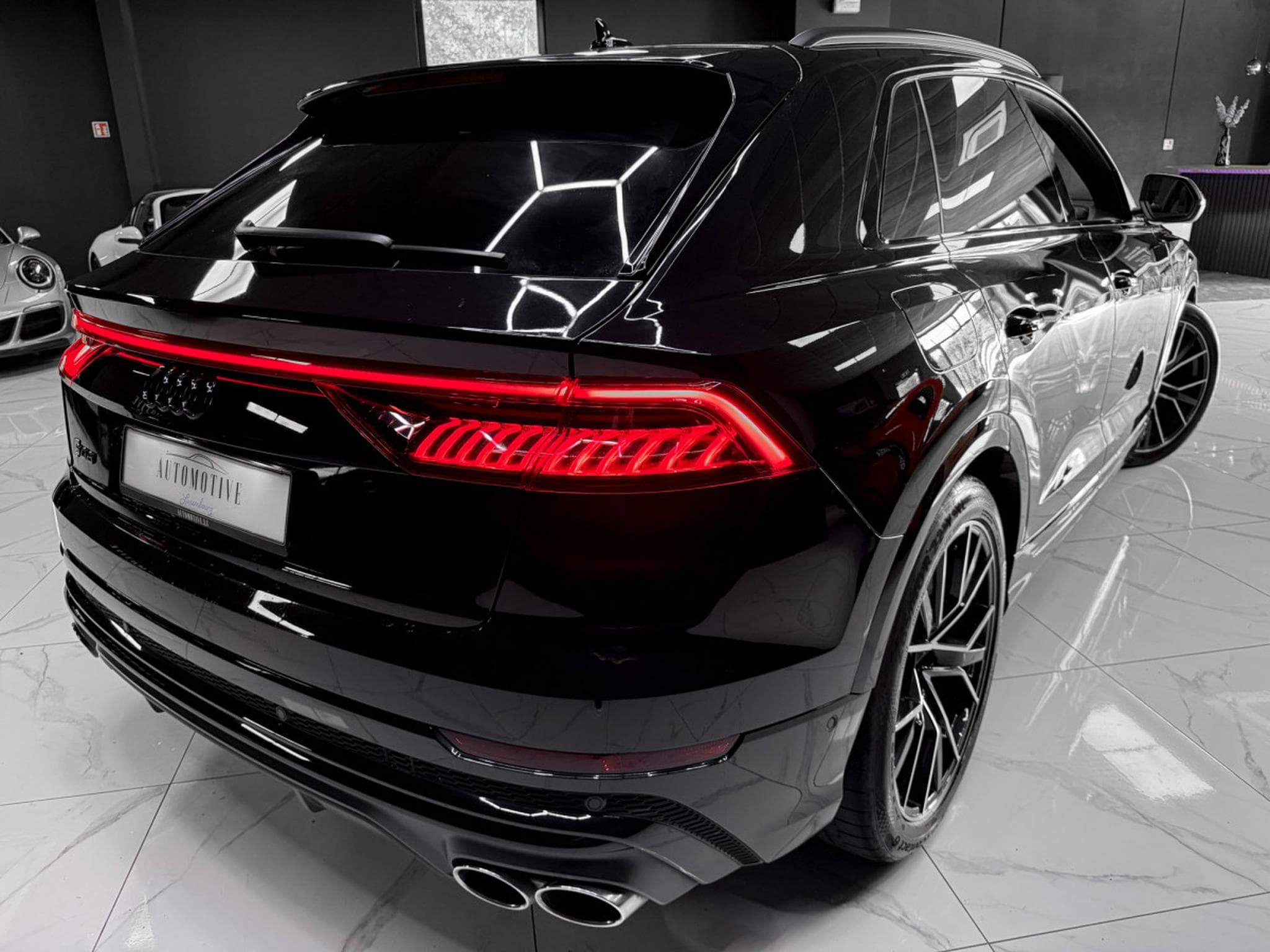 Audi SQ8 4.0 TFSI / MATRIX / B&O / PANO / HEAD-UP / 360° (2023) - Photo 9