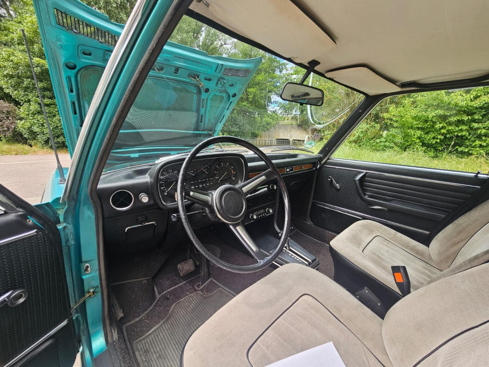BMW 2500 E3 Automatic (1973) - Photo 10