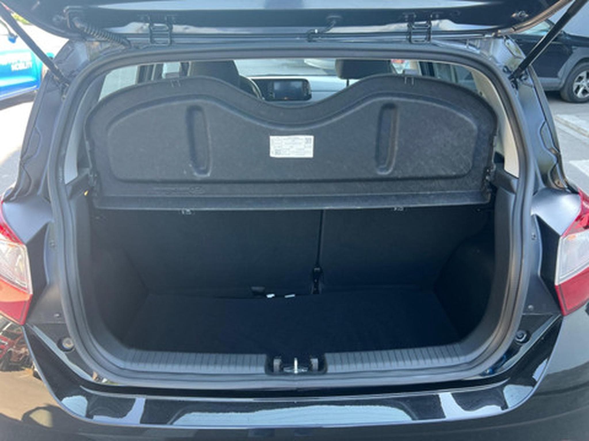 Hyundai i10 1.0 Twist Twist TechnoPack (2023) - Photo 15
