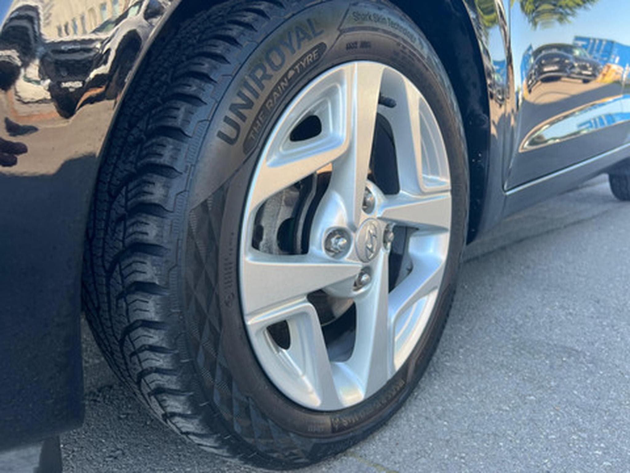 Hyundai i10 1.0 Twist Twist TechnoPack (2023) - Photo 17