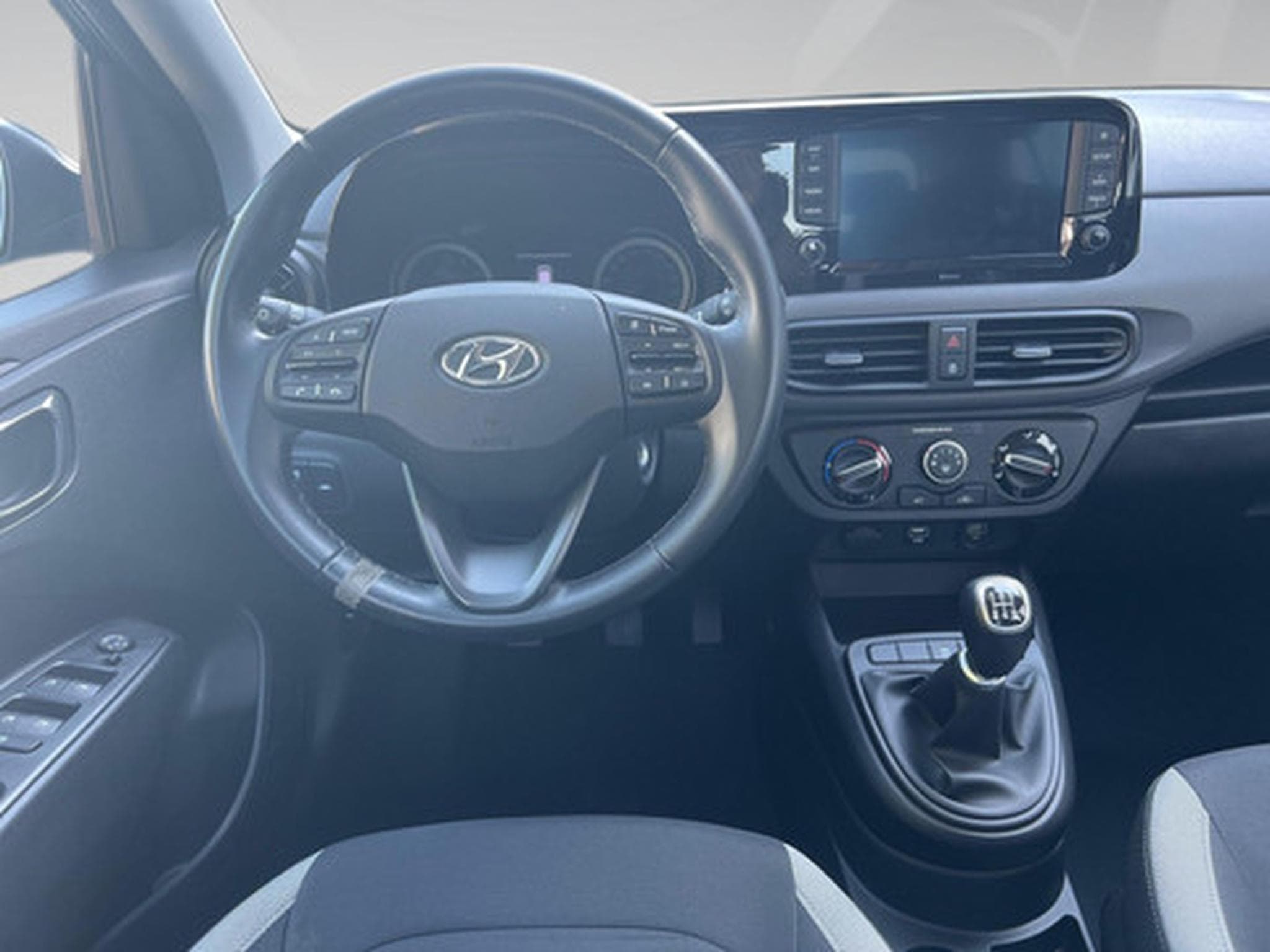 Hyundai i10 1.0 Twist Twist TechnoPack (2023) - Photo 18